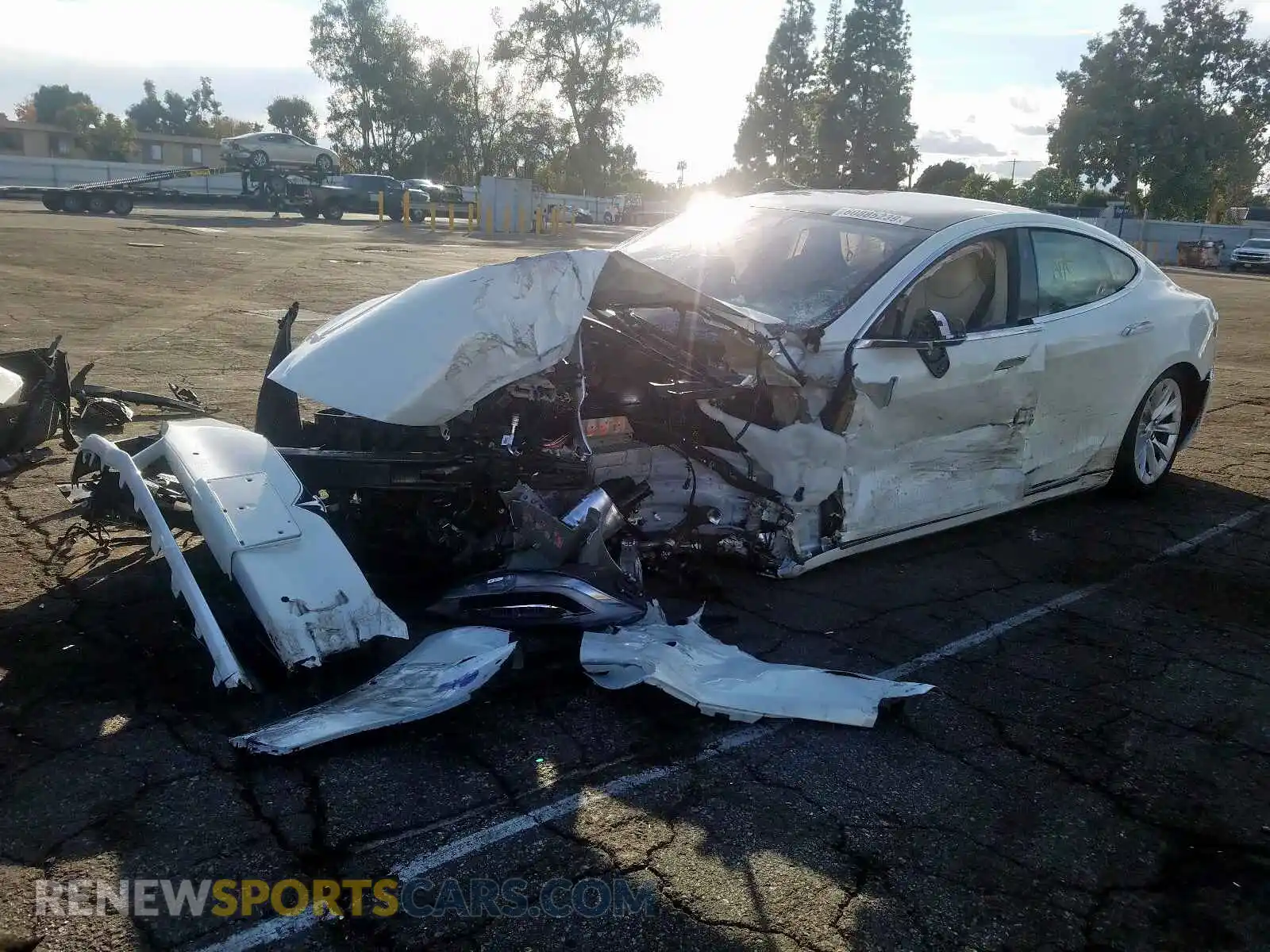 2 Photograph of a damaged car 5YJSA1E2XKF308240 TESLA MODEL S 2019