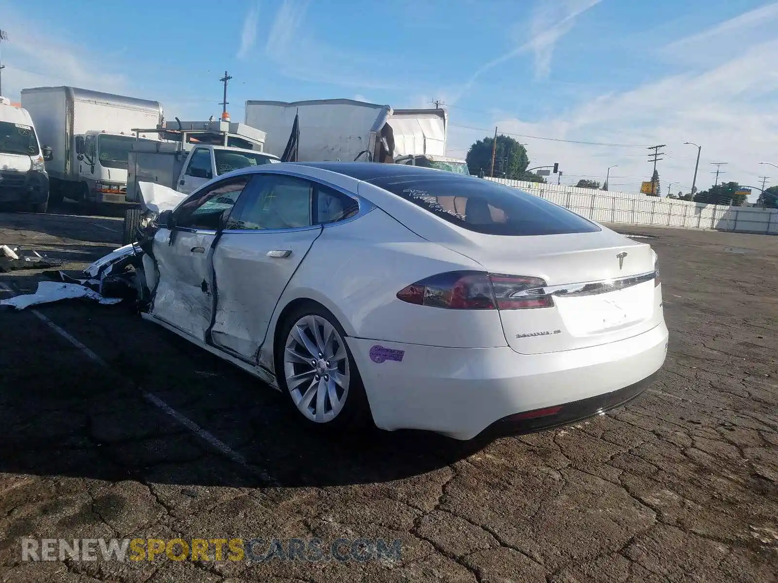 3 Photograph of a damaged car 5YJSA1E2XKF308240 TESLA MODEL S 2019