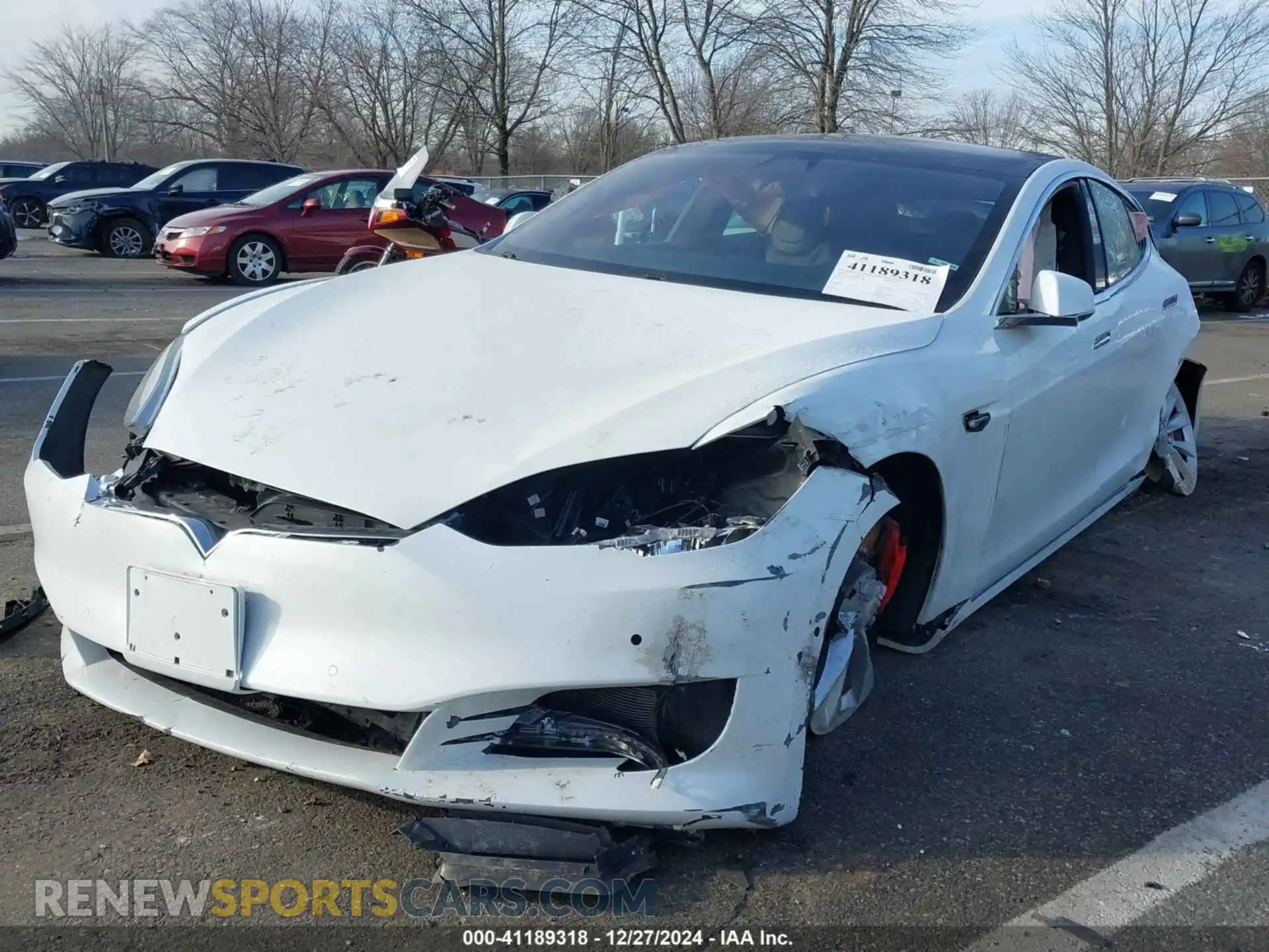 2 Photograph of a damaged car 5YJSA1E48KF337298 TESLA MODEL S 2019