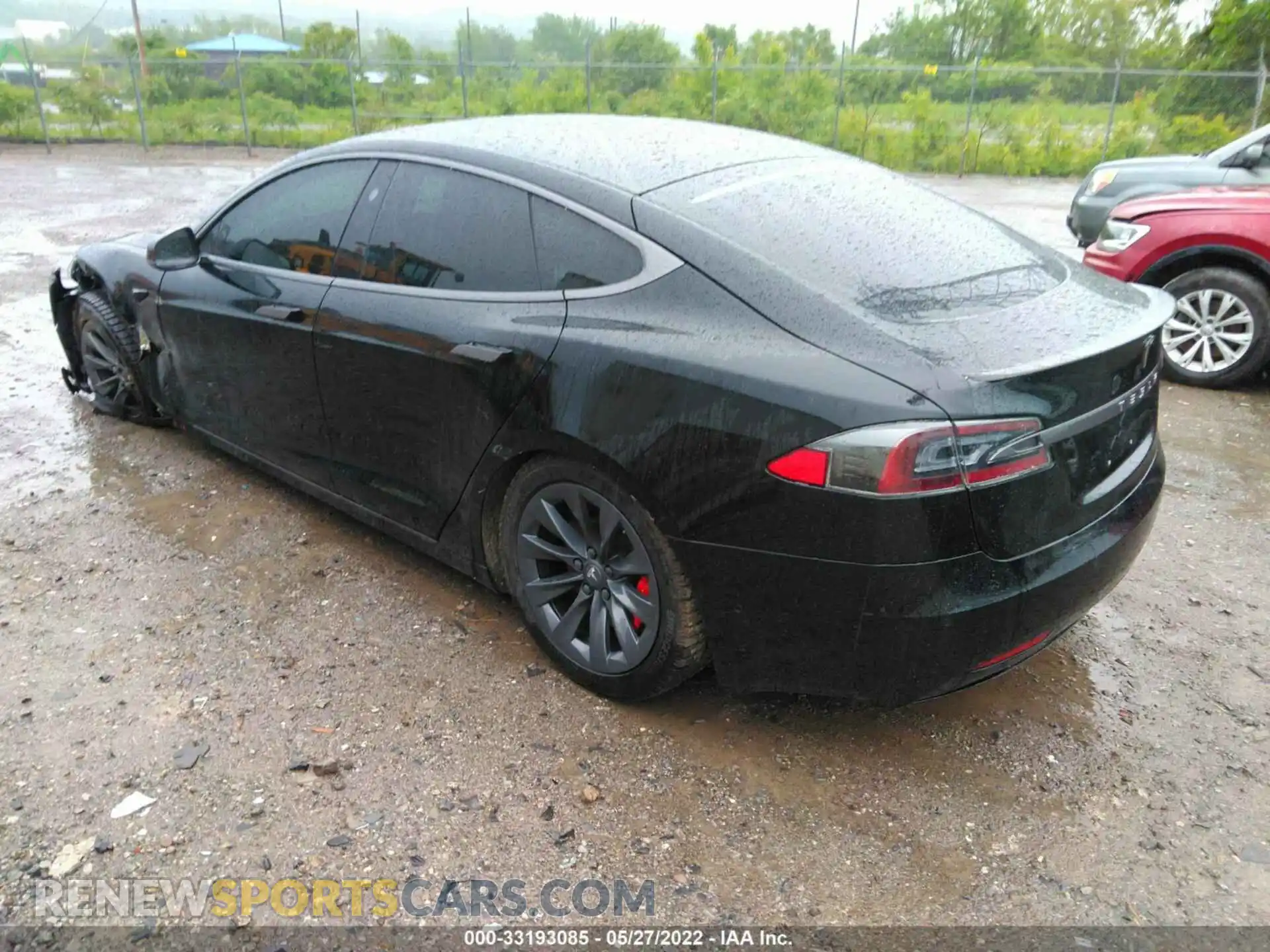 3 fotografías del automóvil dañado 5YJSA1E4XKF330398 TESLA MODEL S 2019