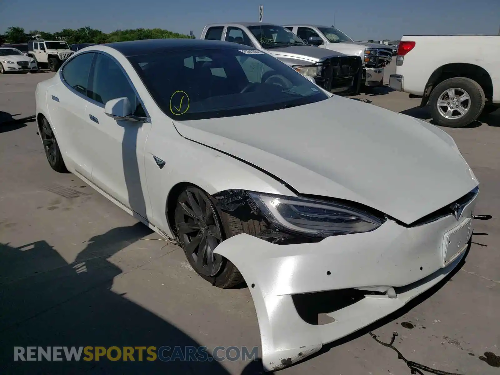 1 Фотография поврежденного автомобиля 5YJSA1E20LF354810 TESLA MODEL S 2020
