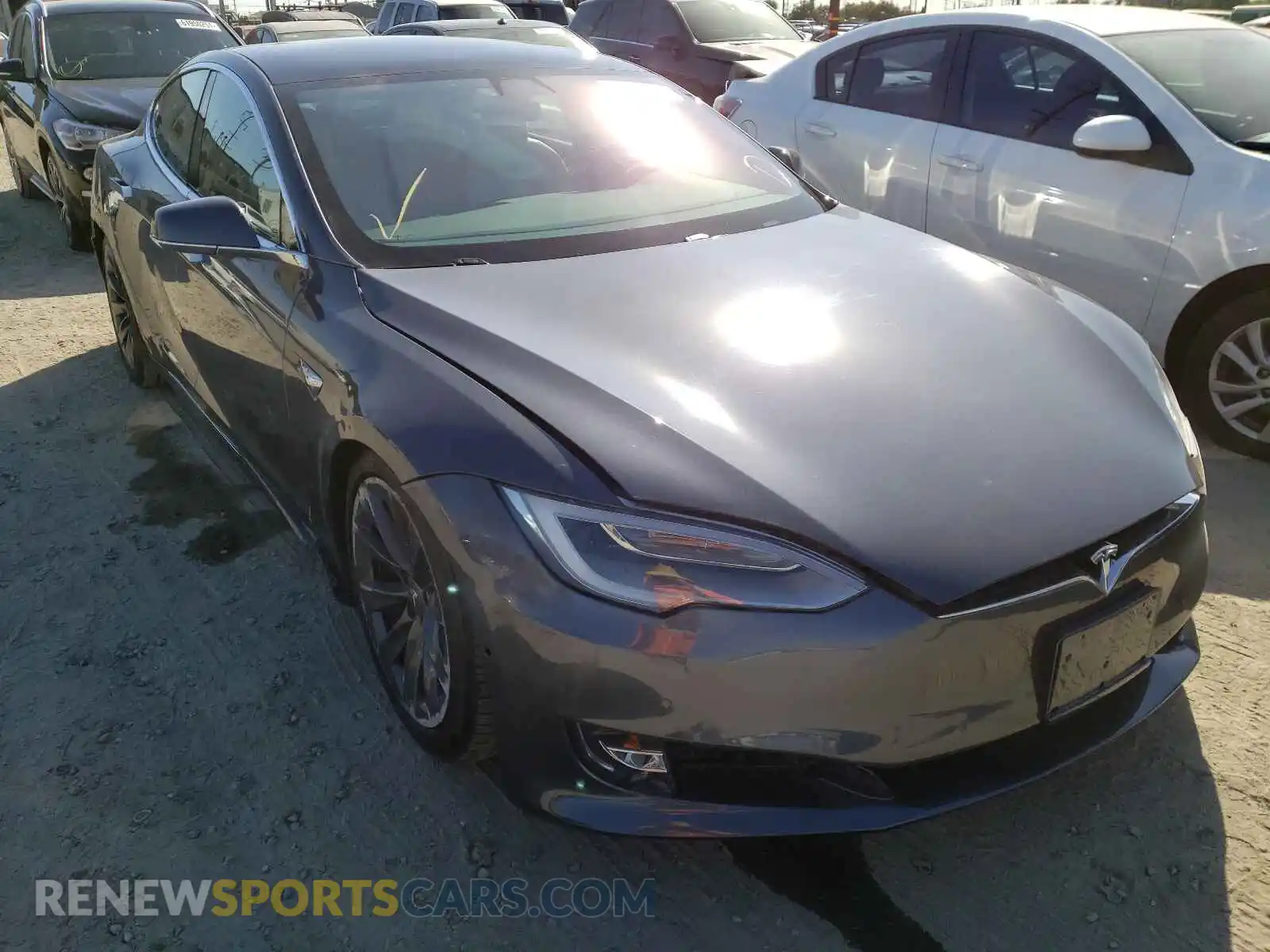 1 Photograph of a damaged car 5YJSA1E20LF361790 TESLA MODEL S 2020