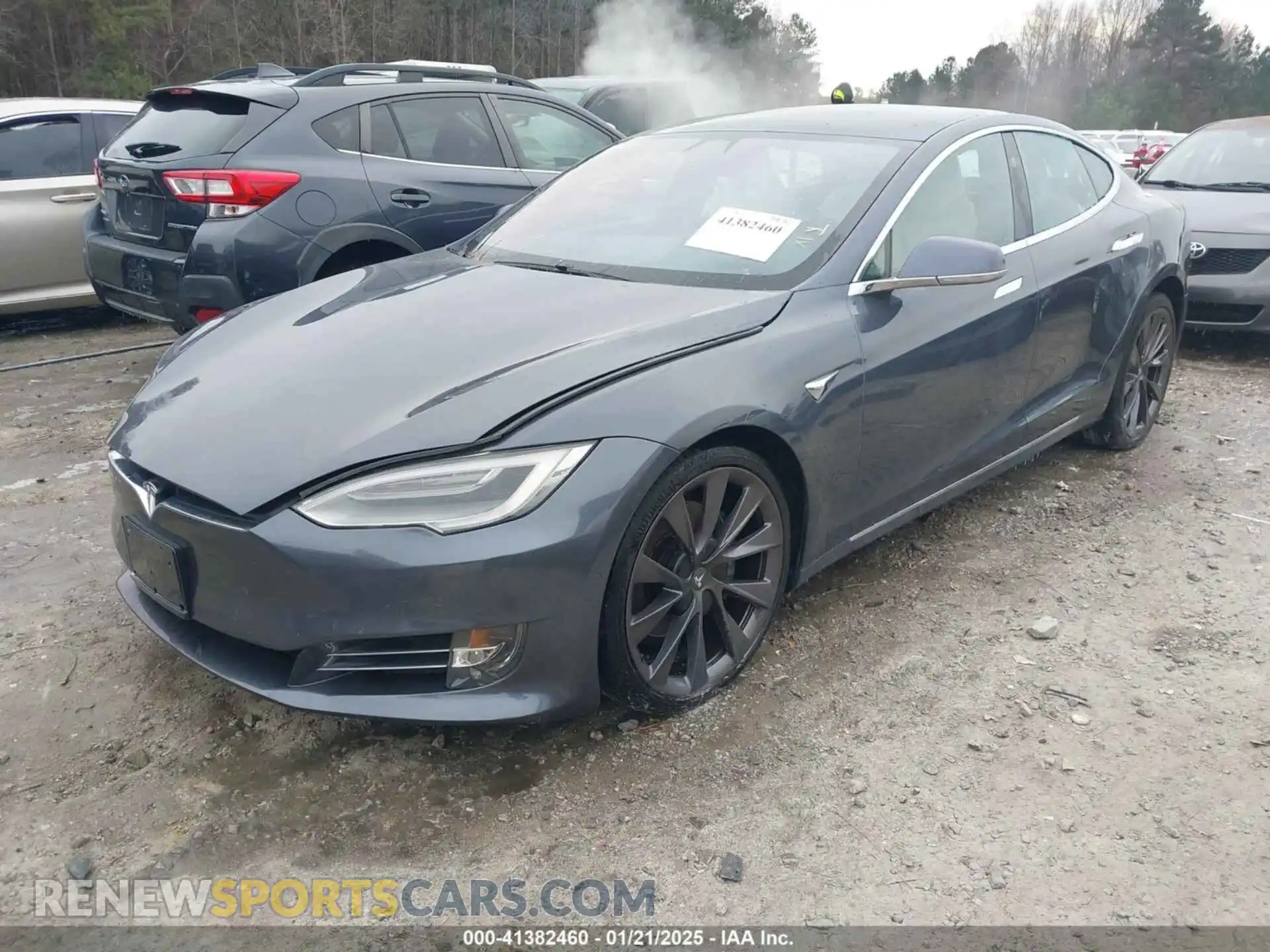 2 Photograph of a damaged car 5YJSA1E21LF363256 TESLA MODEL S 2020