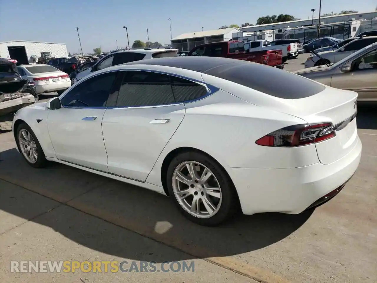 2 Photograph of a damaged car 5YJSA1E21LF399853 TESLA MODEL S 2020