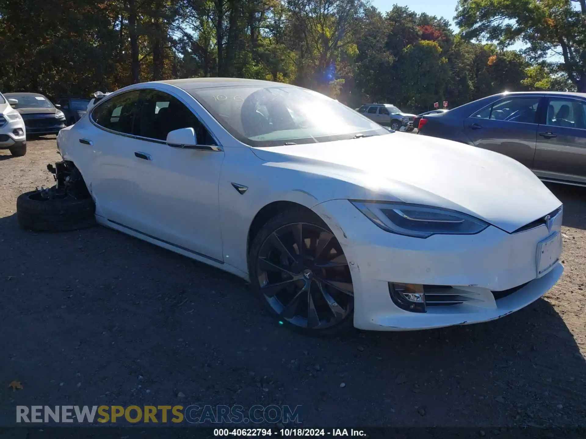 1 Photograph of a damaged car 5YJSA1E21LF411791 TESLA MODEL S 2020