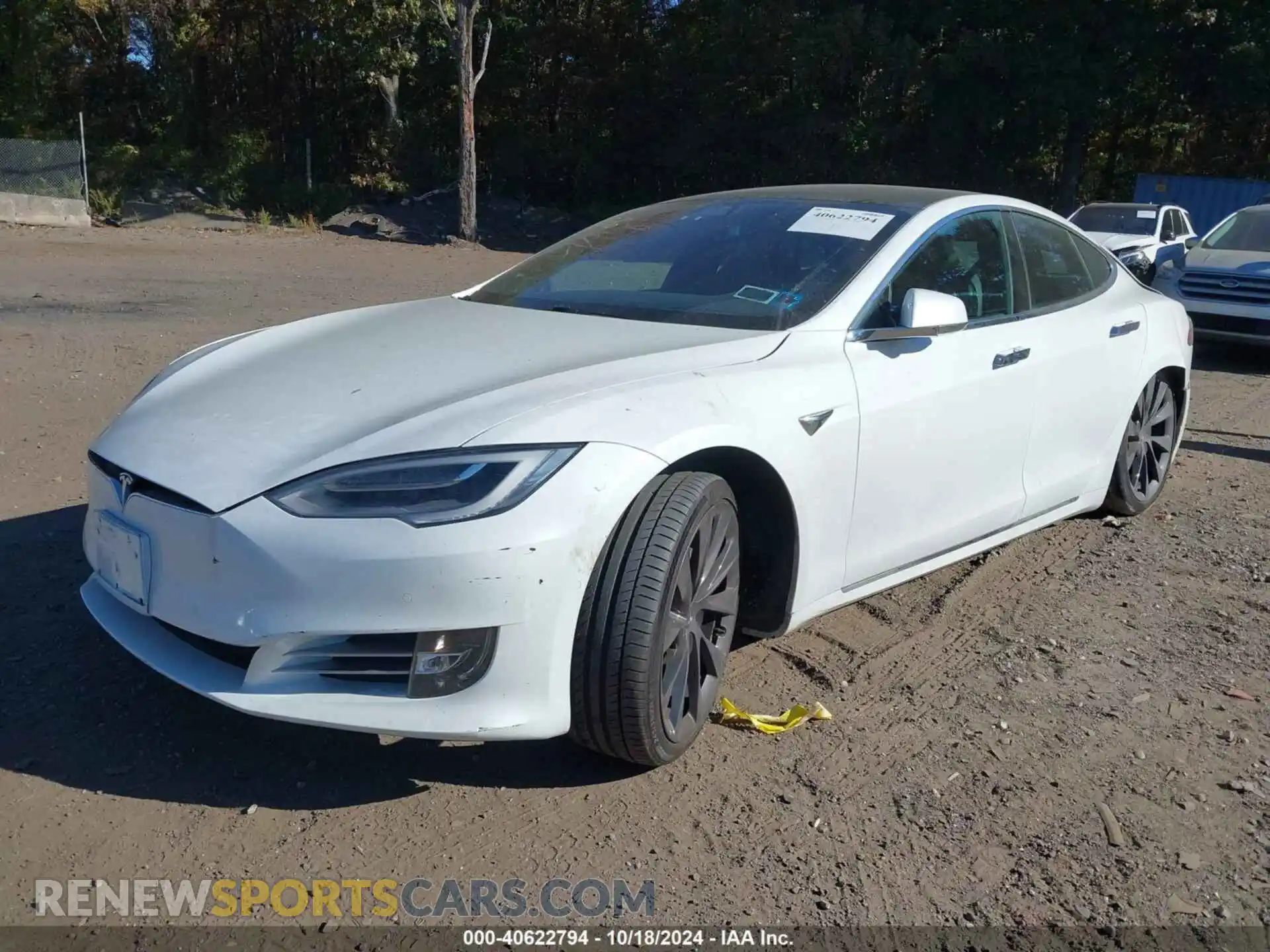 2 Photograph of a damaged car 5YJSA1E21LF411791 TESLA MODEL S 2020