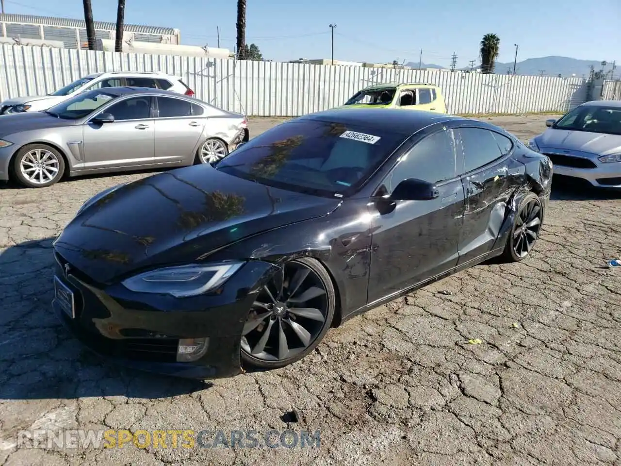 1 Photograph of a damaged car 5YJSA1E22LF363296 TESLA MODEL S 2020