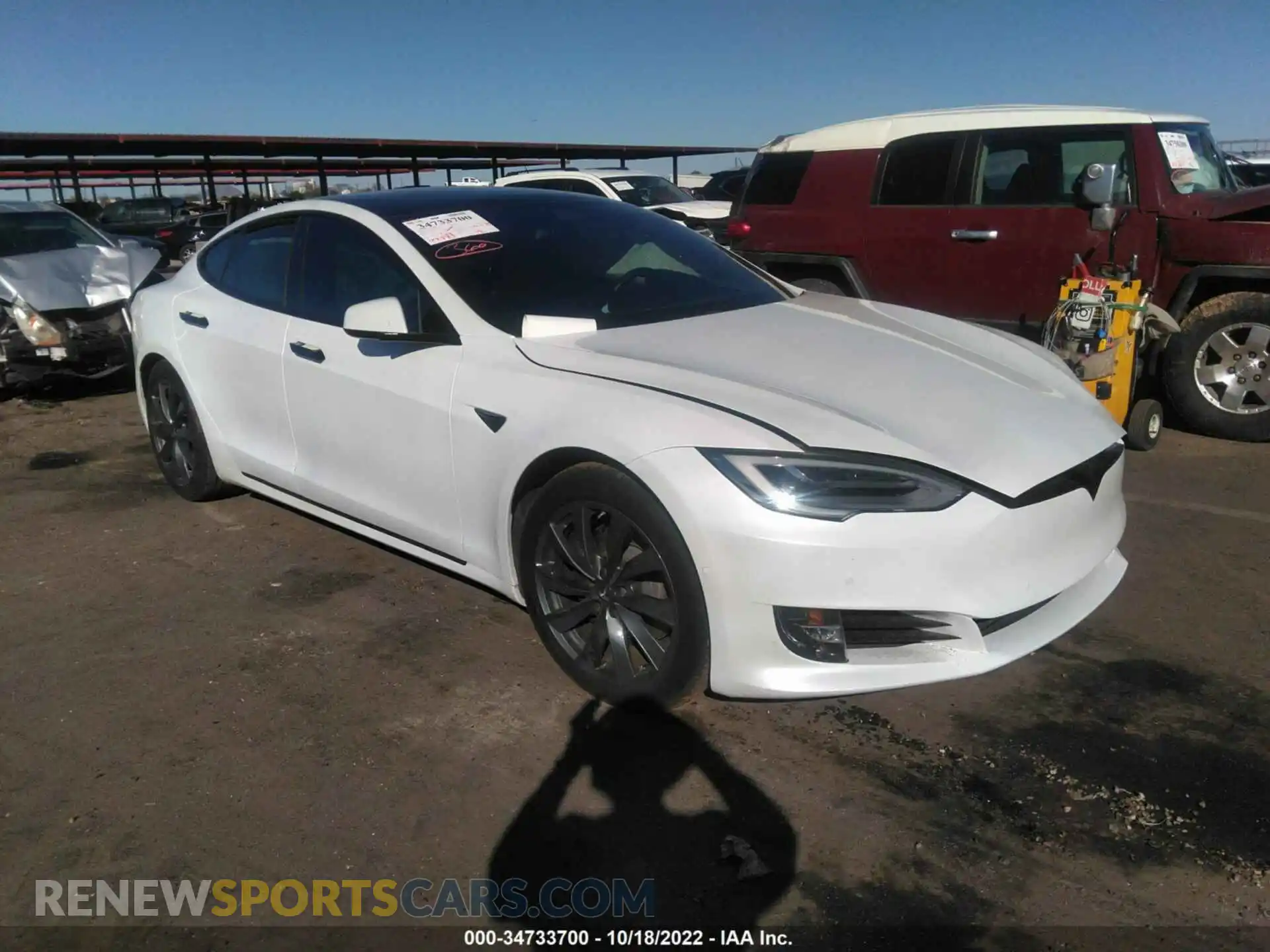1 Photograph of a damaged car 5YJSA1E24LF402065 TESLA MODEL S 2020