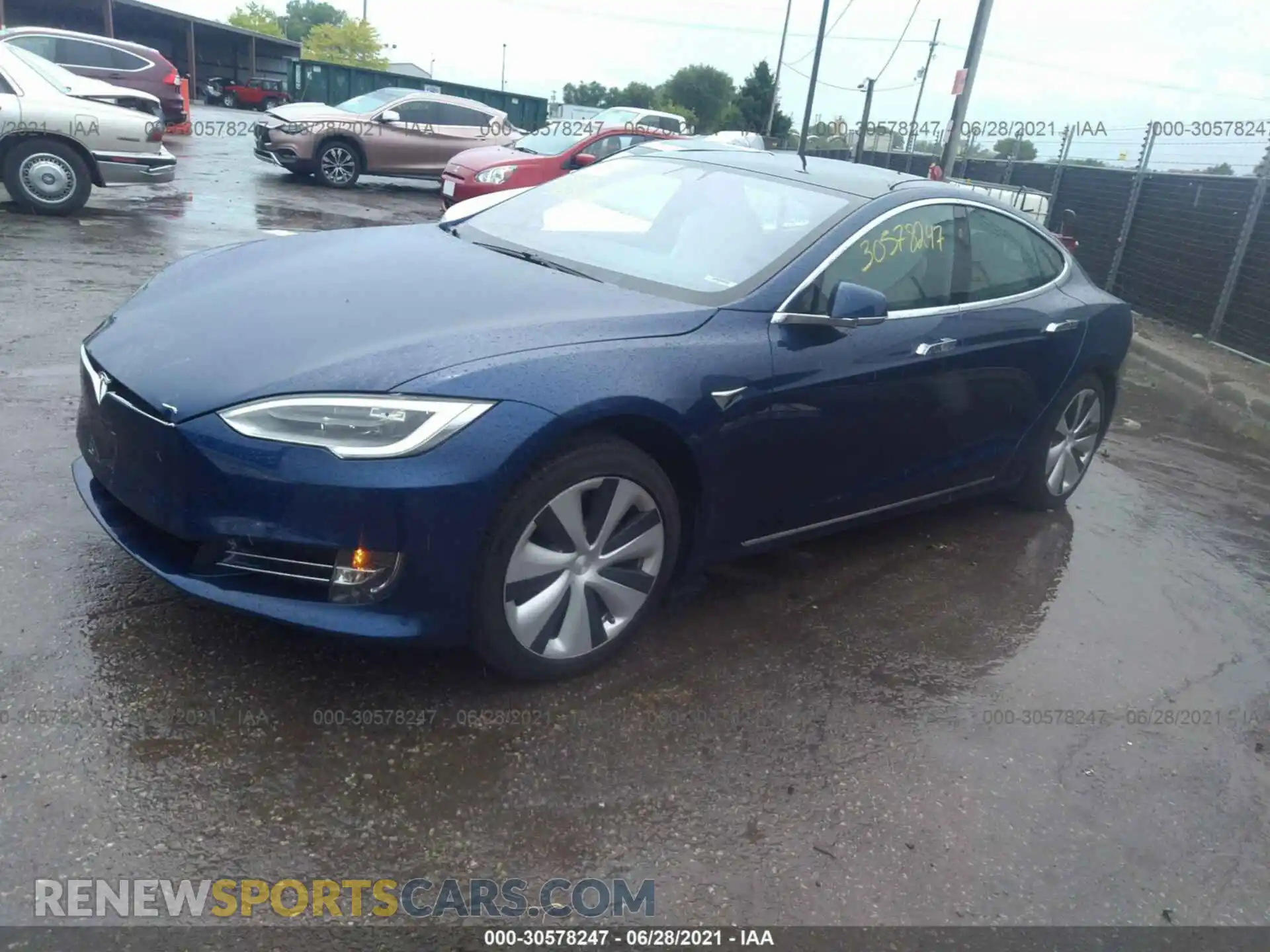 2 Photograph of a damaged car 5YJSA1E26LF411236 TESLA MODEL S 2020
