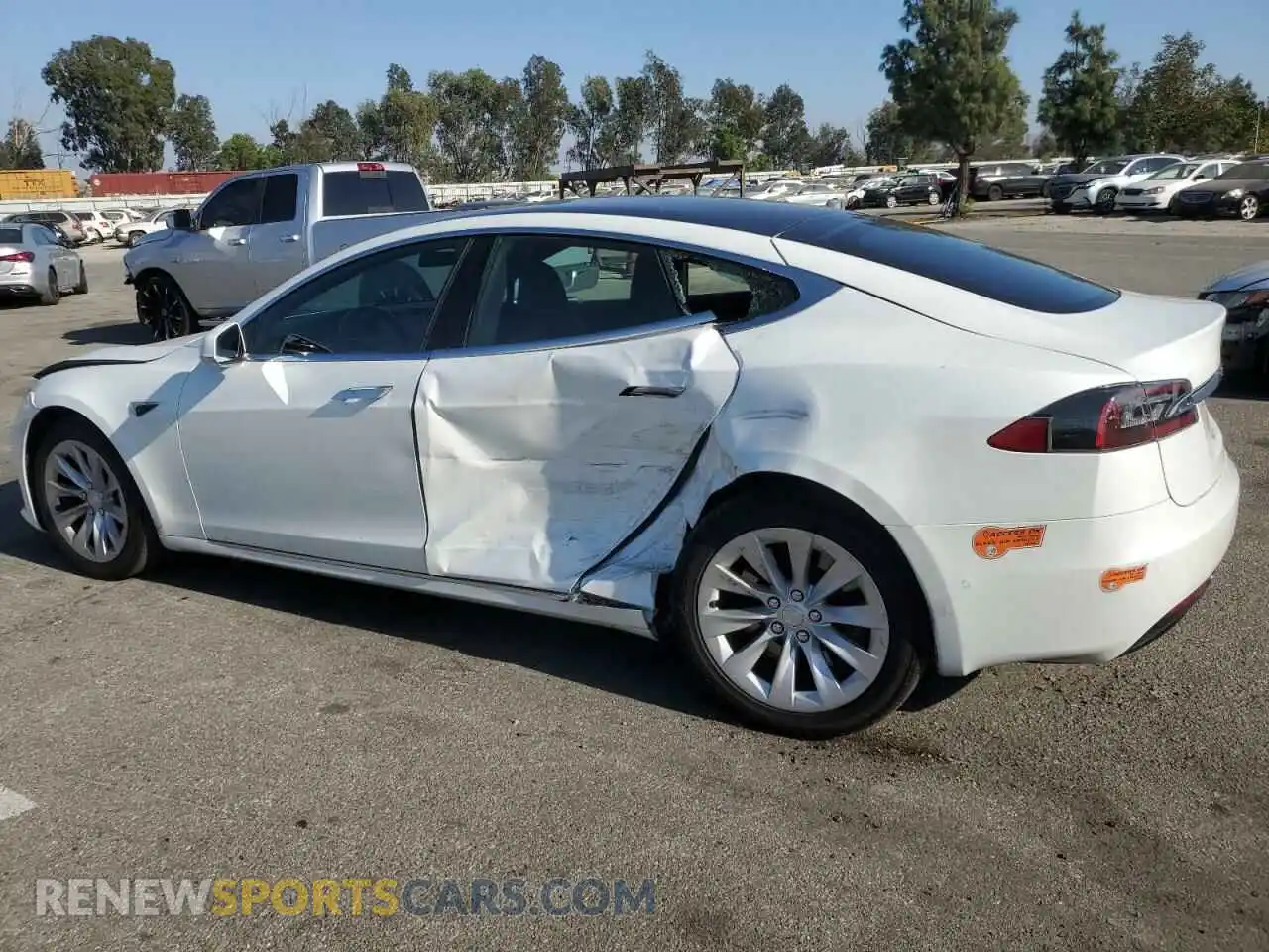 2 Photograph of a damaged car 5YJSA1E27LF359485 TESLA MODEL S 2020