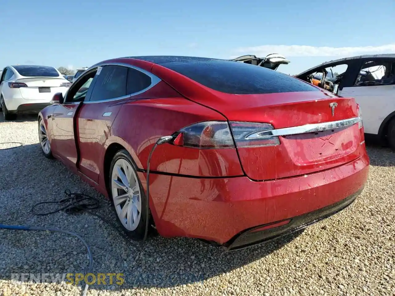 3 Photograph of a damaged car 5YJSA1E27LF359860 TESLA MODEL S 2020