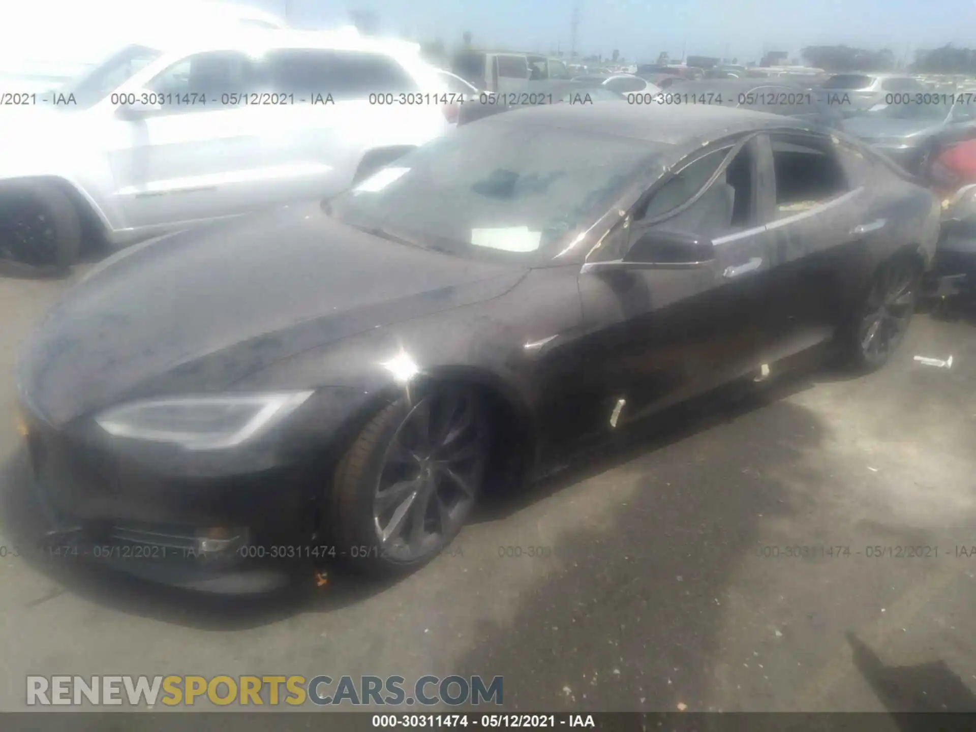 2 Фотография поврежденного автомобиля 5YJSA1E28LF411741 TESLA MODEL S 2020