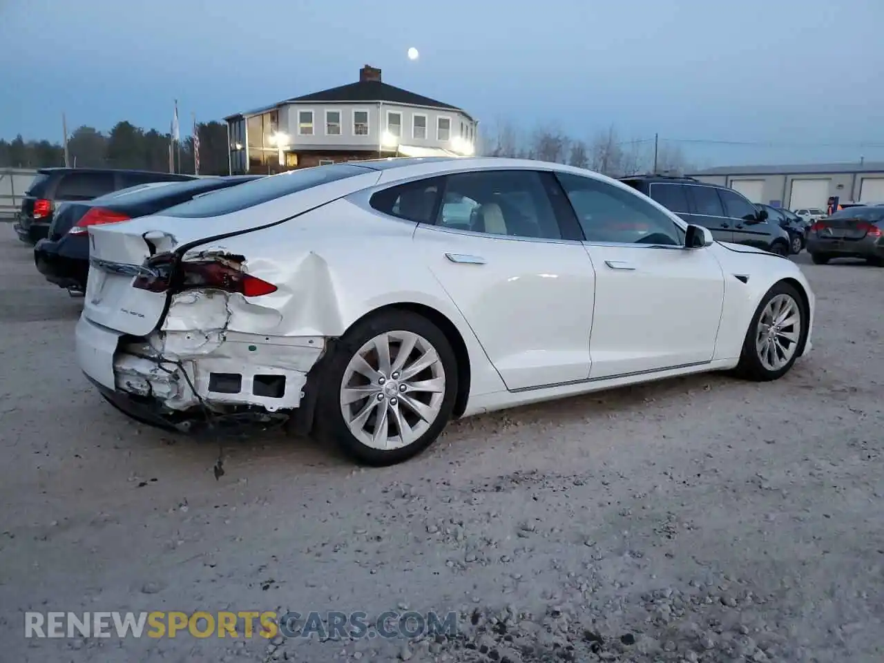3 Photograph of a damaged car 5YJSA1E29LF362274 TESLA MODEL S 2020