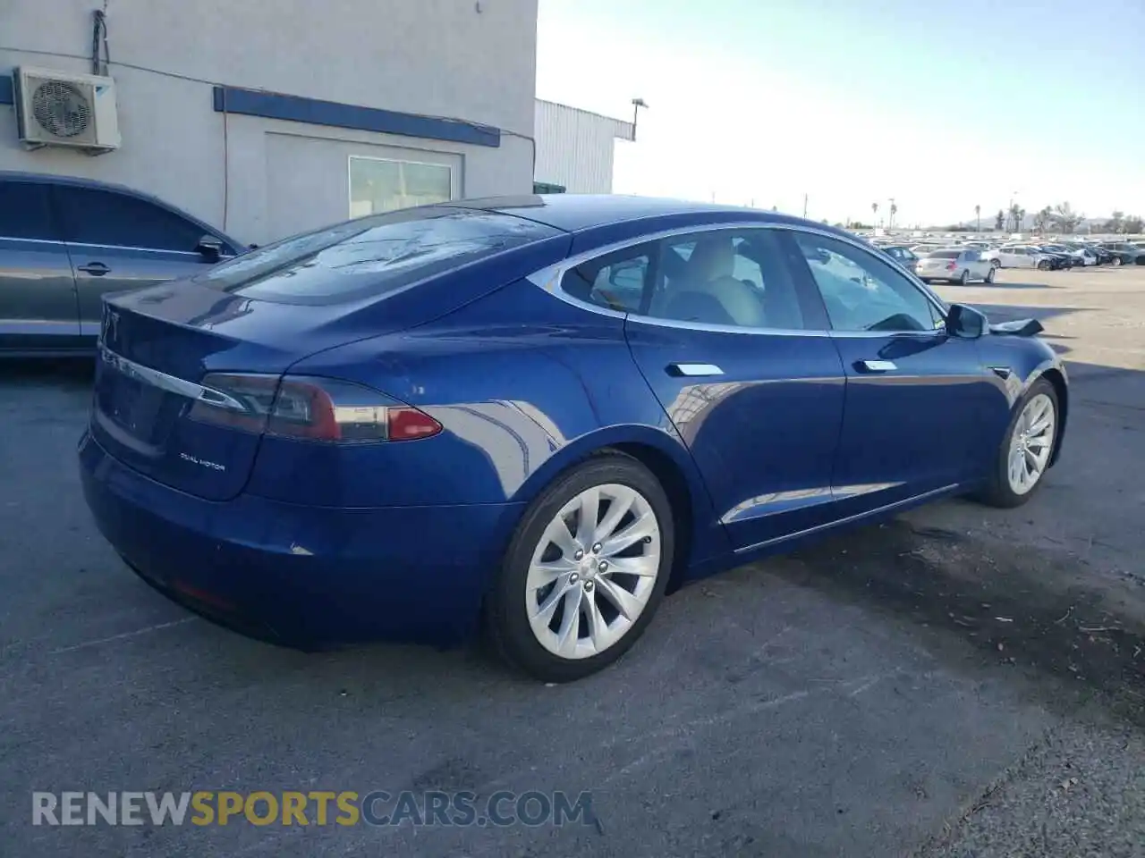 3 Photograph of a damaged car 5YJSA1E29LF364087 TESLA MODEL S 2020