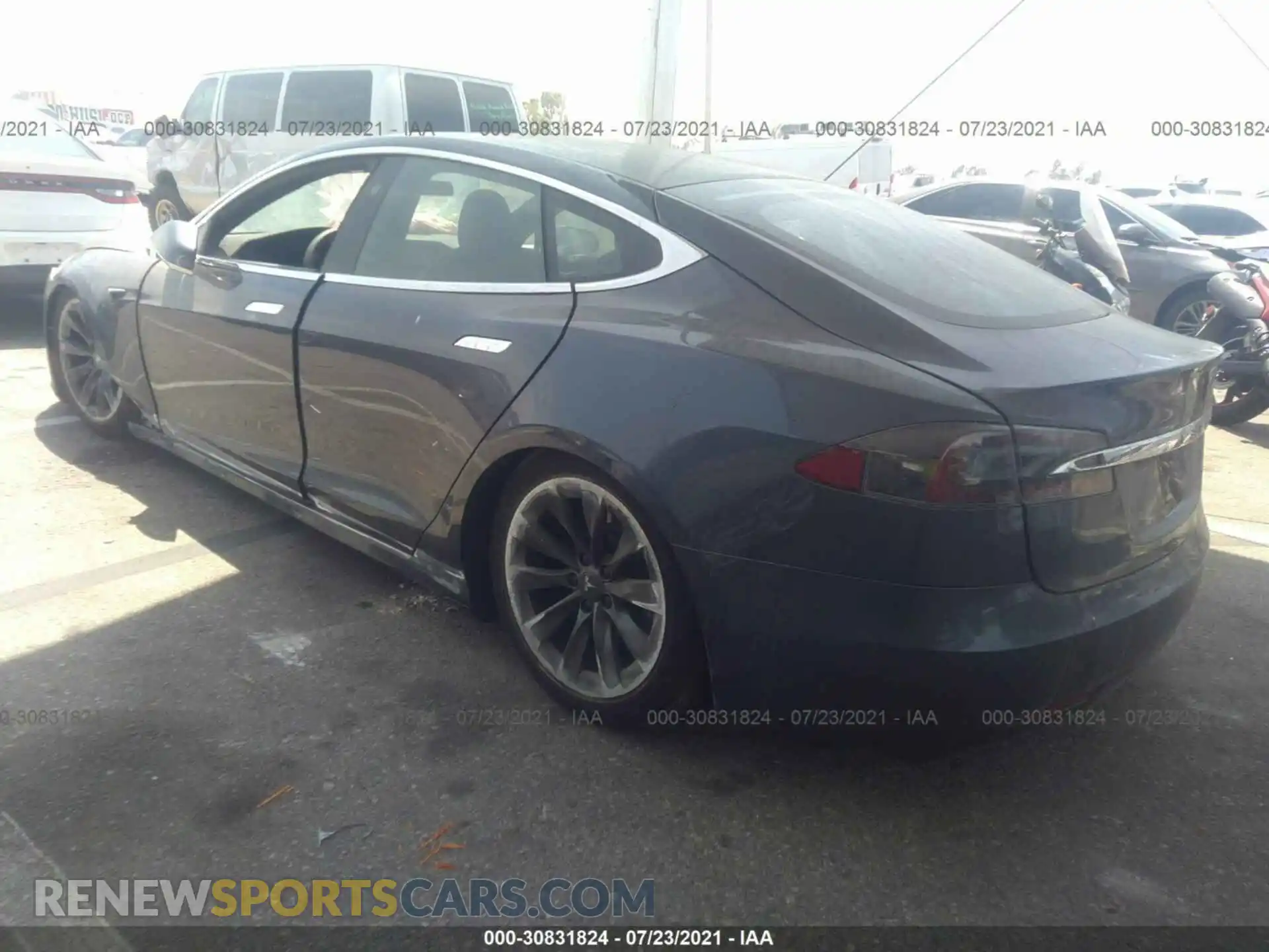 3 Photograph of a damaged car 5YJSA1E29LF400232 TESLA MODEL S 2020