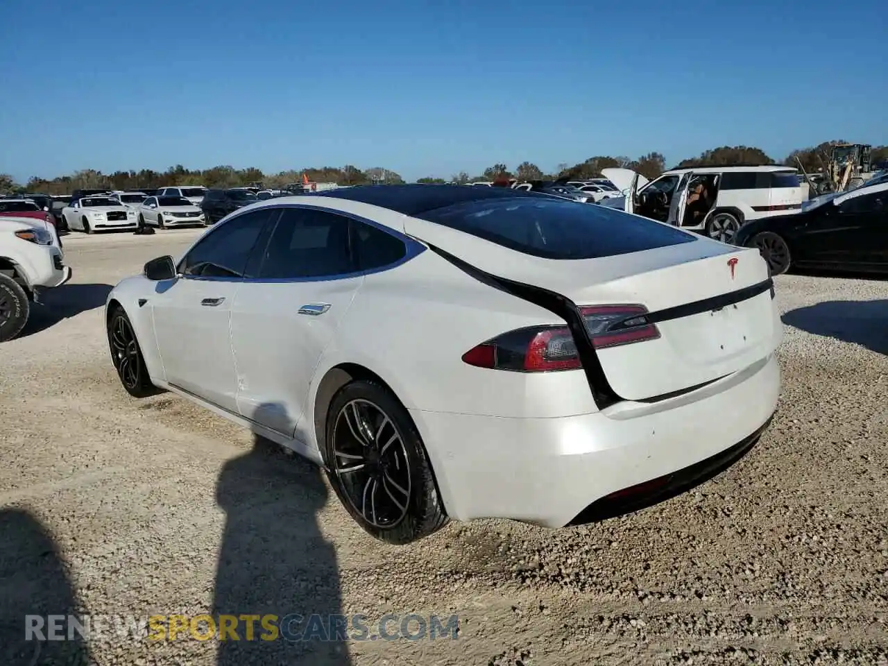 2 Photograph of a damaged car 5YJSA1E2XLF401275 TESLA MODEL S 2020