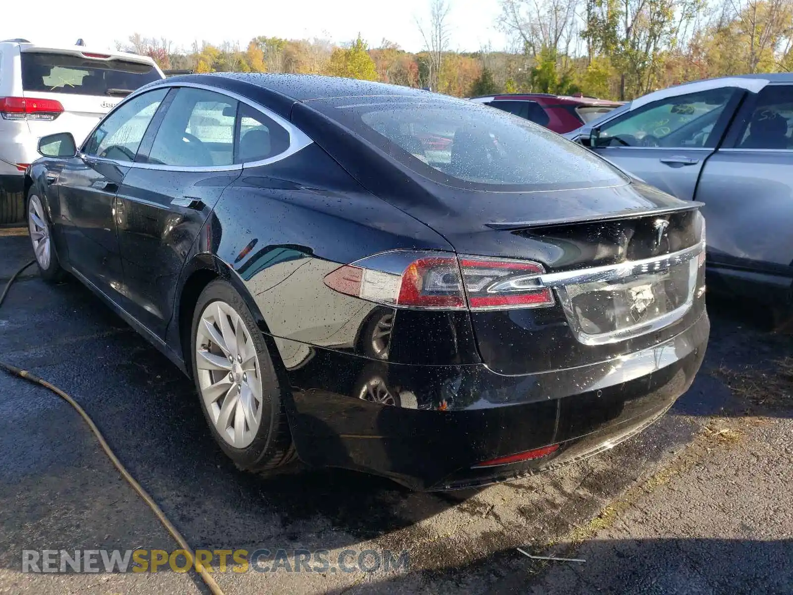 3 Photograph of a damaged car 5YJSA1E44LF390968 TESLA MODEL S 2020