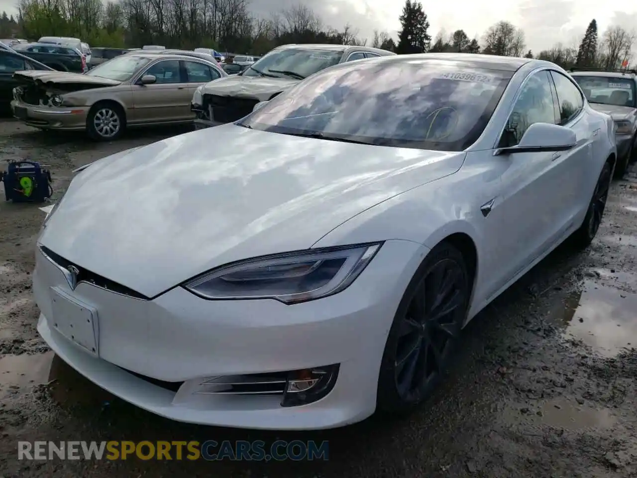 2 Photograph of a damaged car 5YJSA1E4XLF390876 TESLA MODEL S 2020