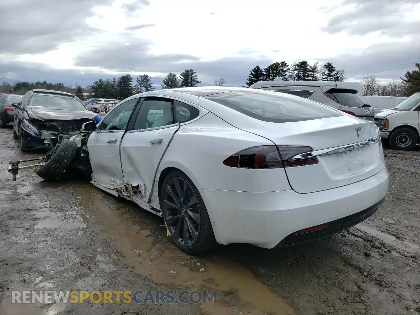 3 Photograph of a damaged car 5YJSA1E21MF426275 TESLA MODEL S 2021