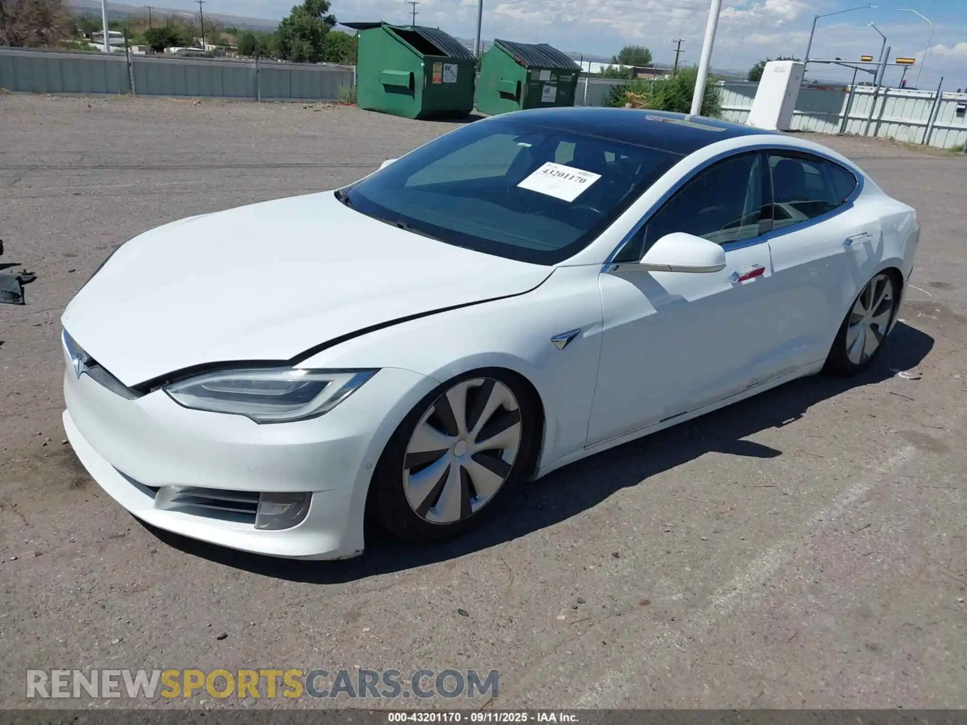 2 Photograph of a damaged car 5YJSA1E22MF427760 TESLA MODEL S 2021