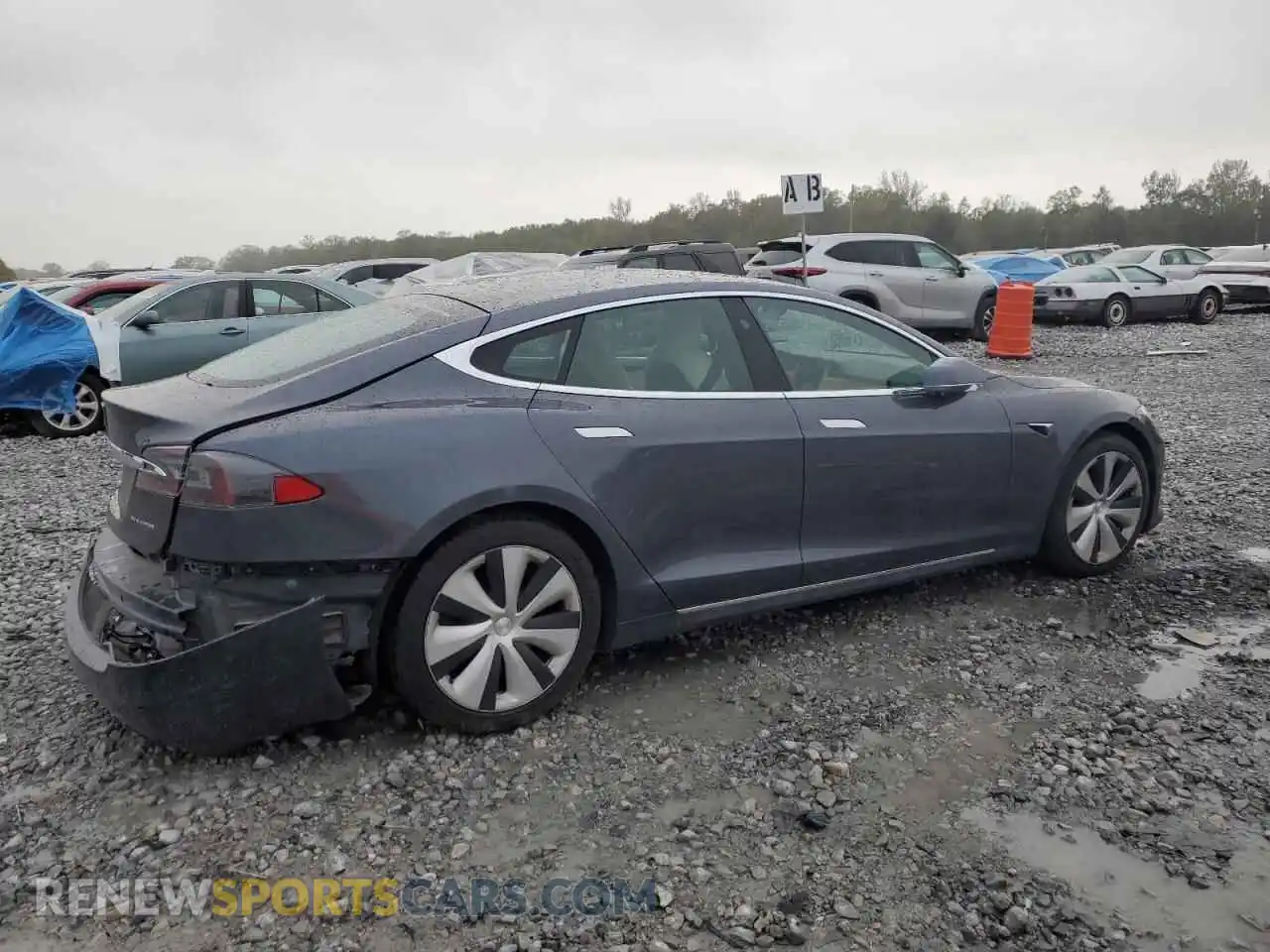 3 Photograph of a damaged car 5YJSA1E24MF424827 TESLA MODEL S 2021