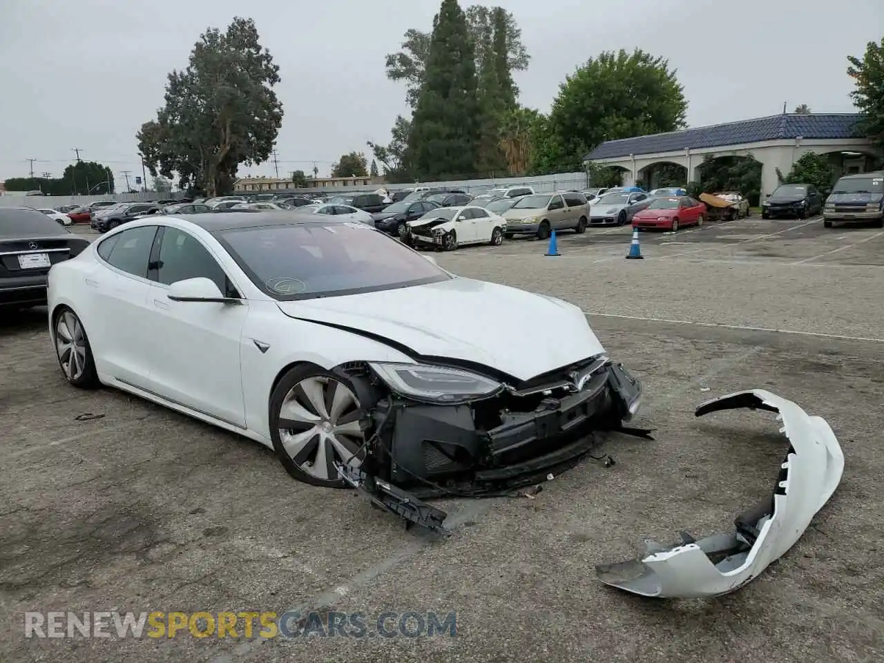 1 Photograph of a damaged car 5YJSA1E27MF426121 TESLA MODEL S 2021