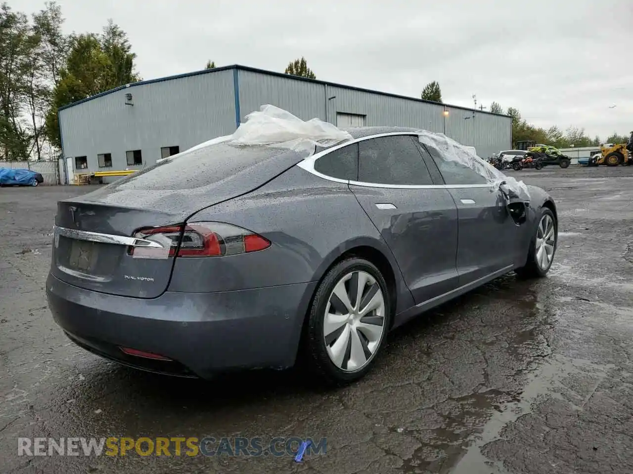 3 Photograph of a damaged car 5YJSA1E28MF423888 TESLA MODEL S 2021