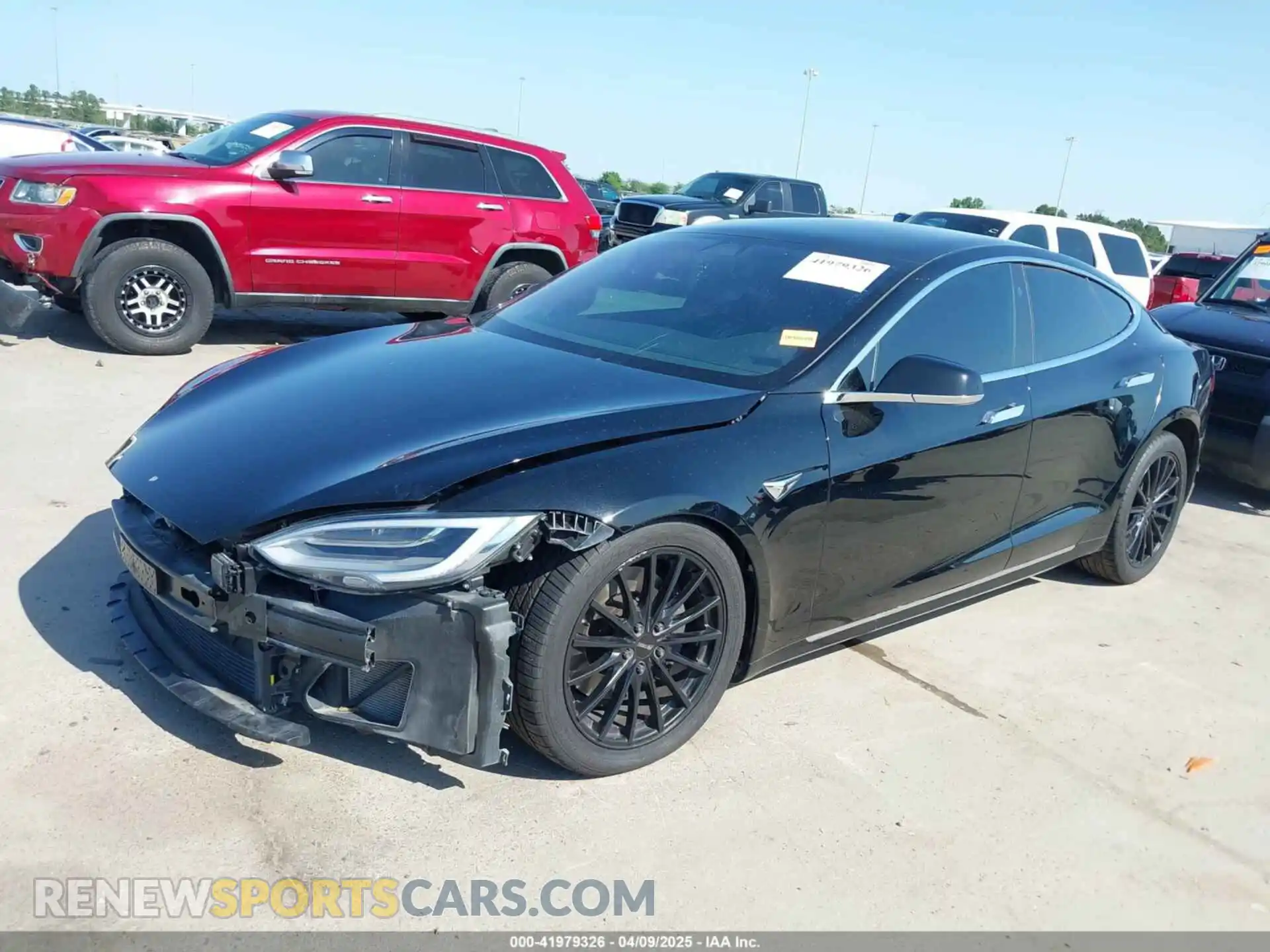2 Photograph of a damaged car 5YJSA1E28MF426080 TESLA MODEL S 2021