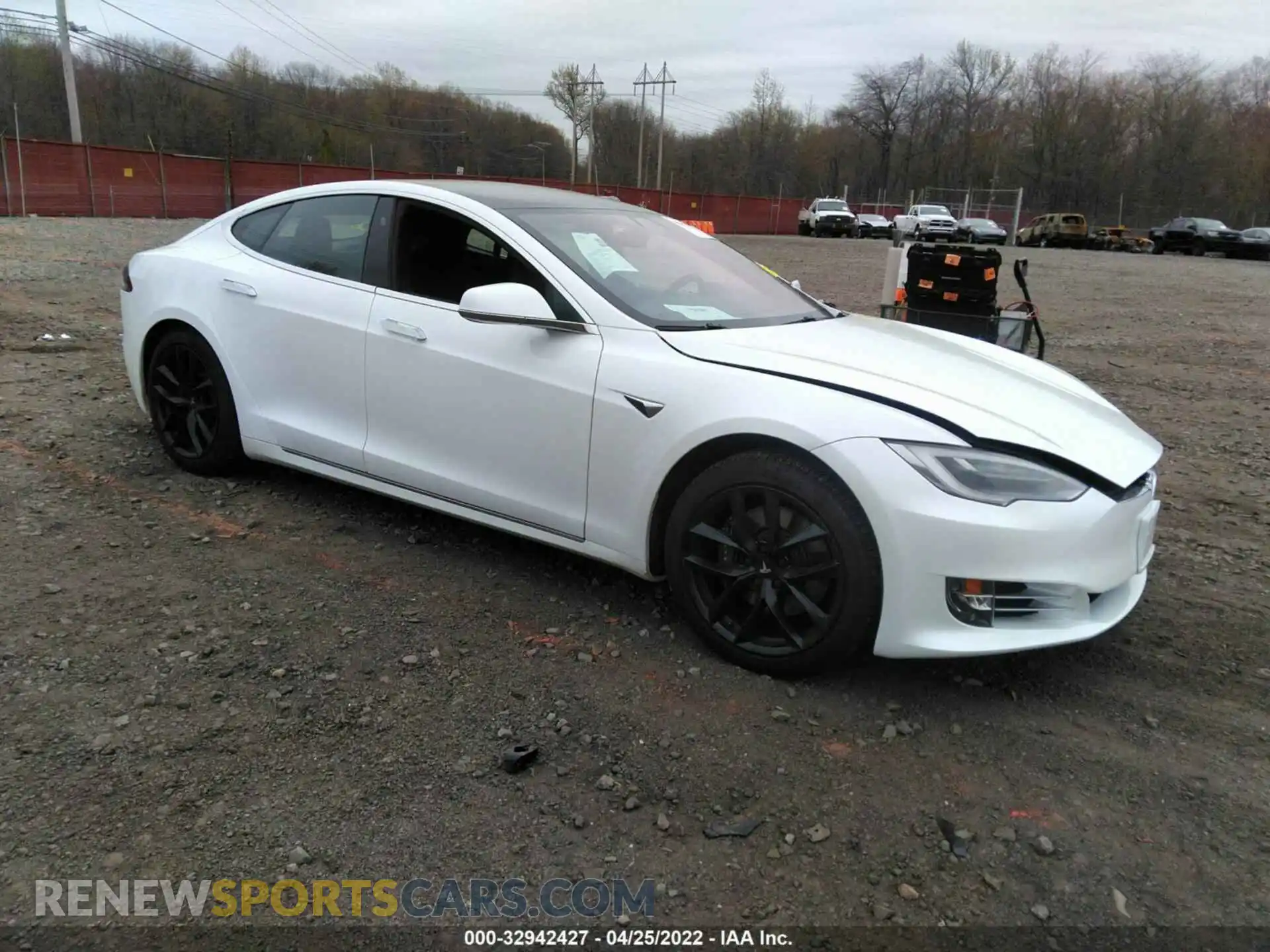1 Photograph of a damaged car 5YJSA1E2XMF421589 TESLA MODEL S 2021