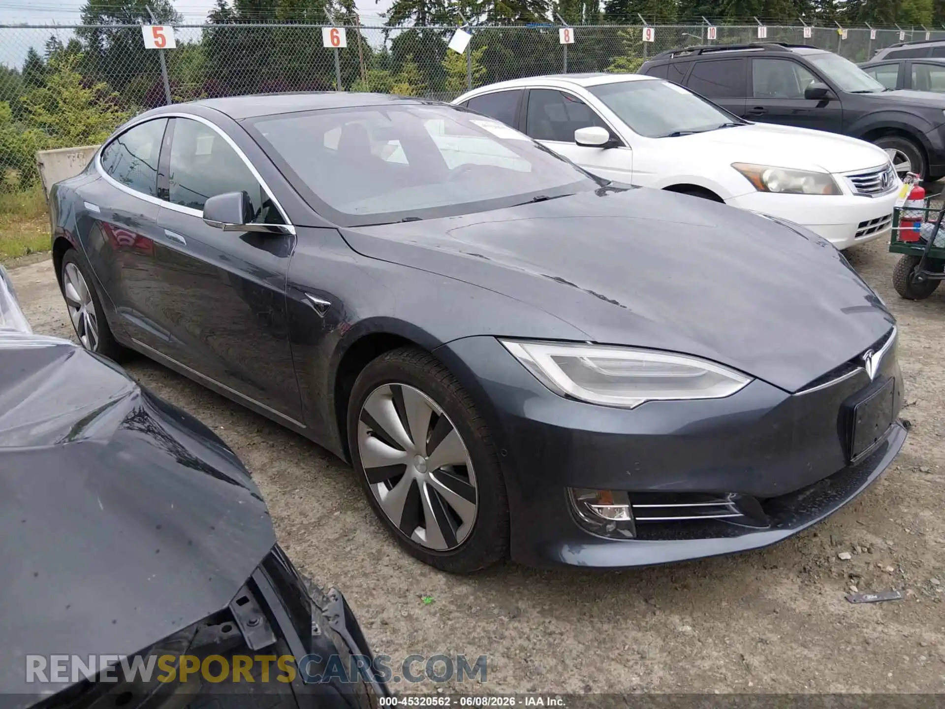 1 Фотография поврежденного автомобиля 5YJSA1E2XMF426985 TESLA MODEL S 2021