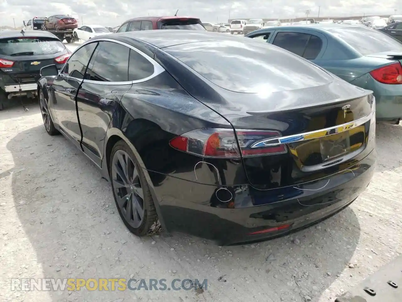 3 Photograph of a damaged car 5YJSA1E44MF419158 TESLA MODEL S 2021