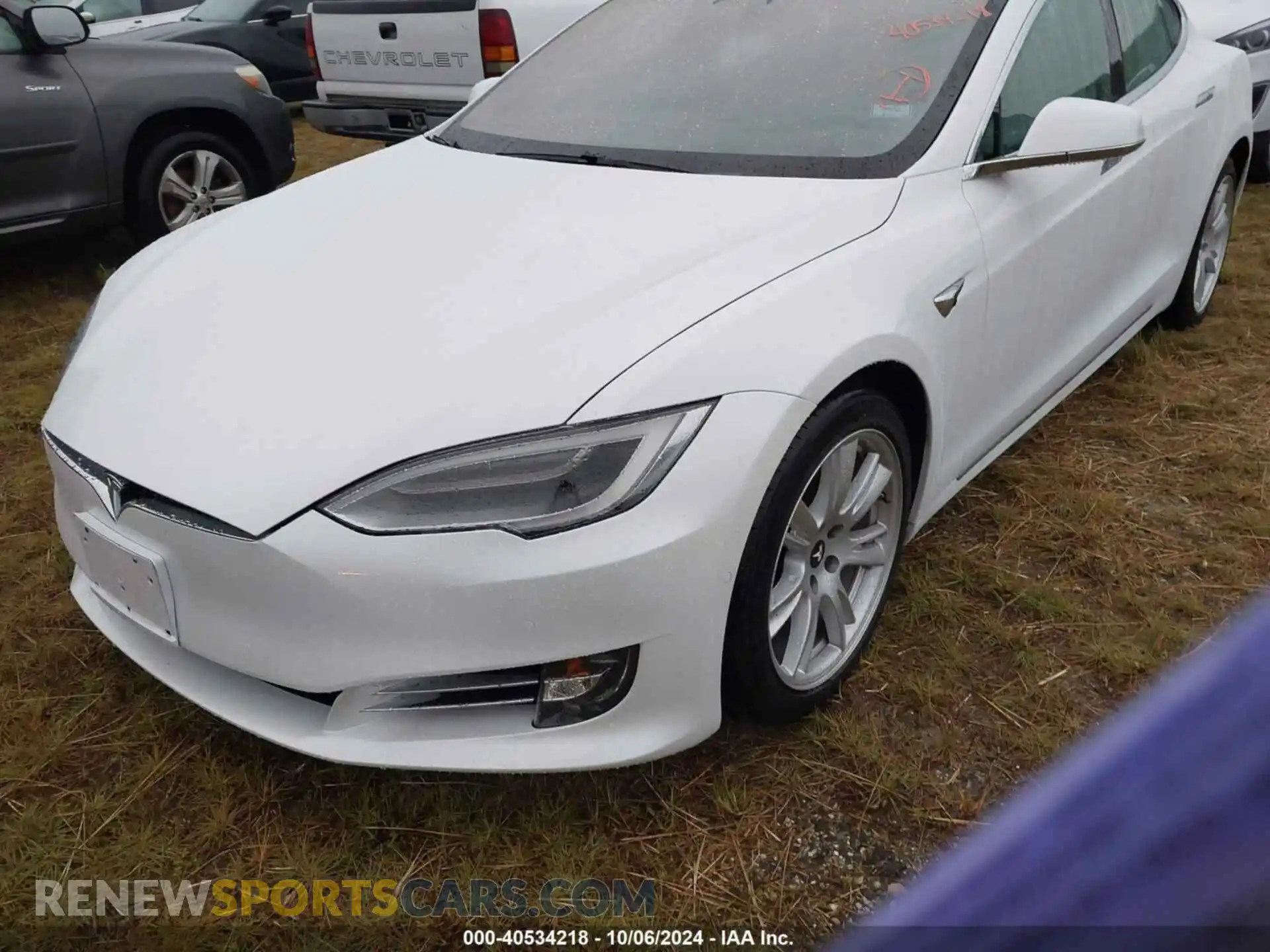 2 Photograph of a damaged car 5YJSA1E46MF425835 TESLA MODEL S 2021