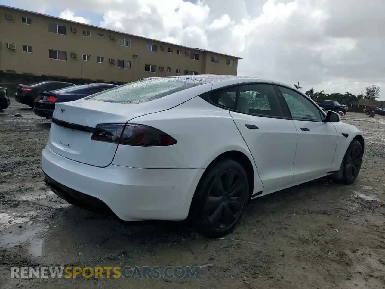 3 Photograph of a damaged car 5YJSA1E50MF453591 TESLA MODEL S 2021