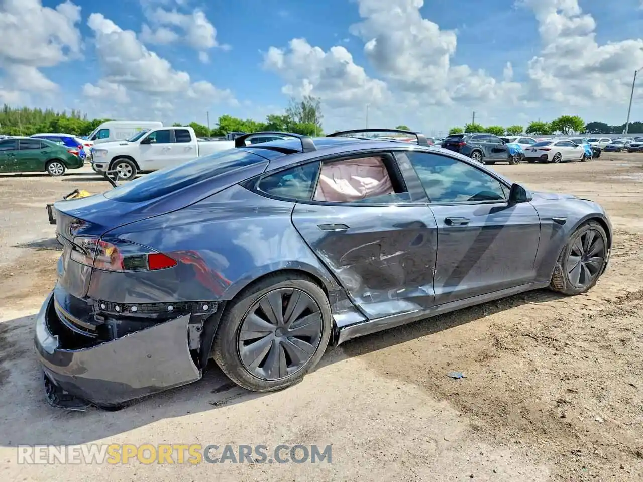 3 Photograph of a damaged car 5YJSA1E50MF454157 TESLA MODEL S 2021