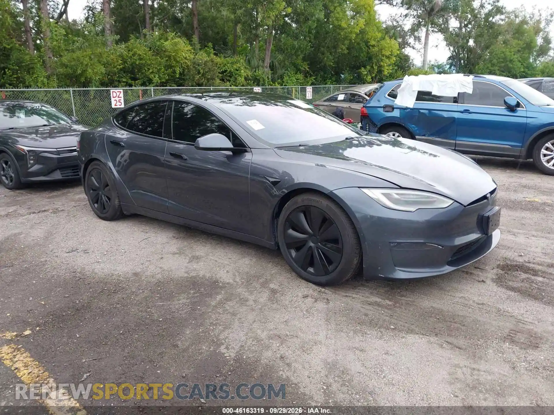 1 Photograph of a damaged car 5YJSA1E52MF428238 TESLA MODEL S 2021