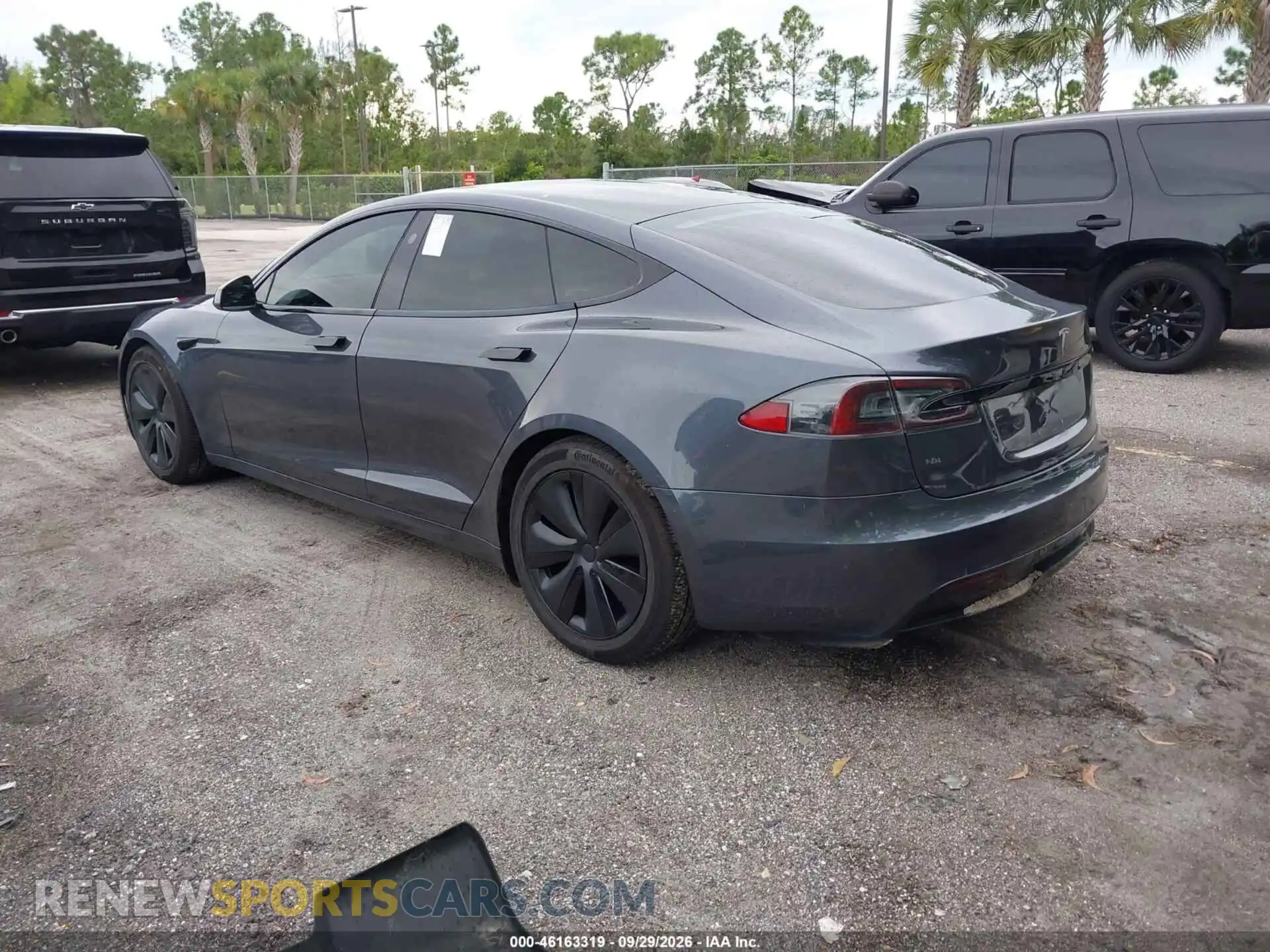 3 Photograph of a damaged car 5YJSA1E52MF428238 TESLA MODEL S 2021