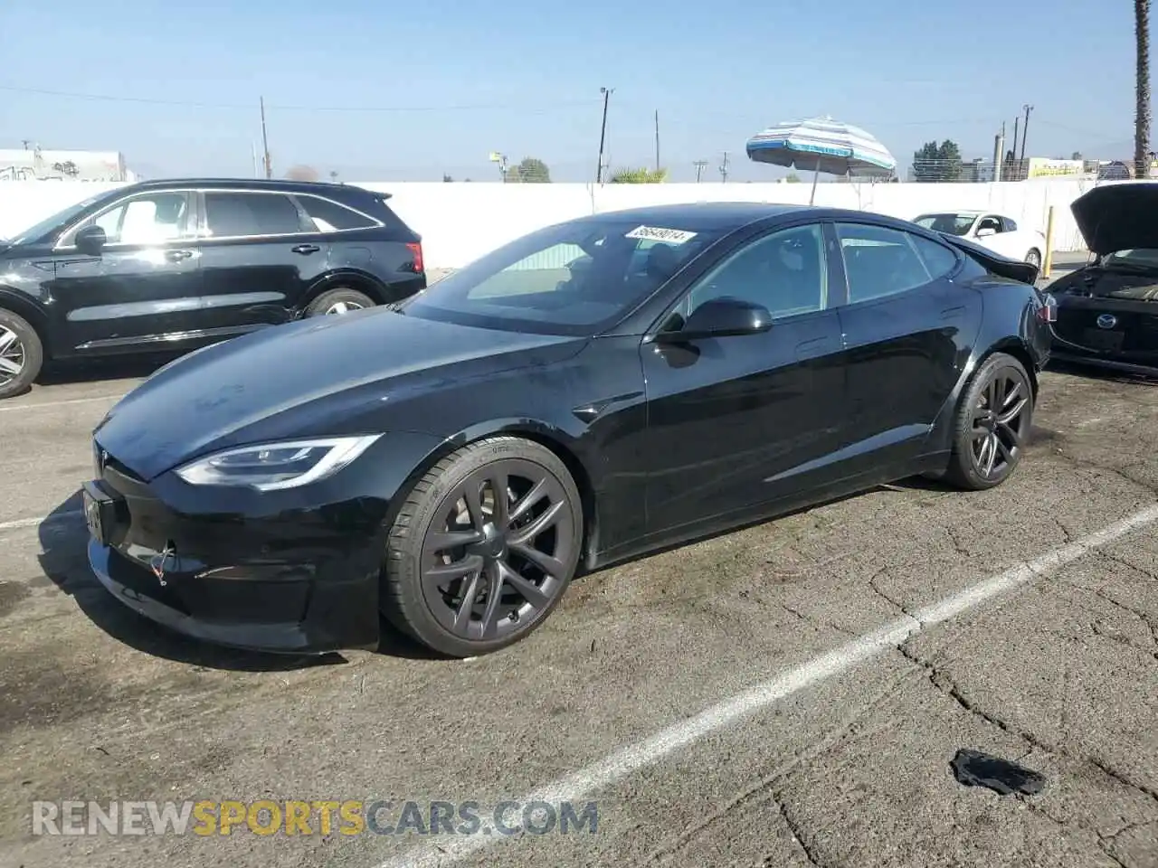 1 Photograph of a damaged car 5YJSA1E52MF443578 TESLA MODEL S 2021