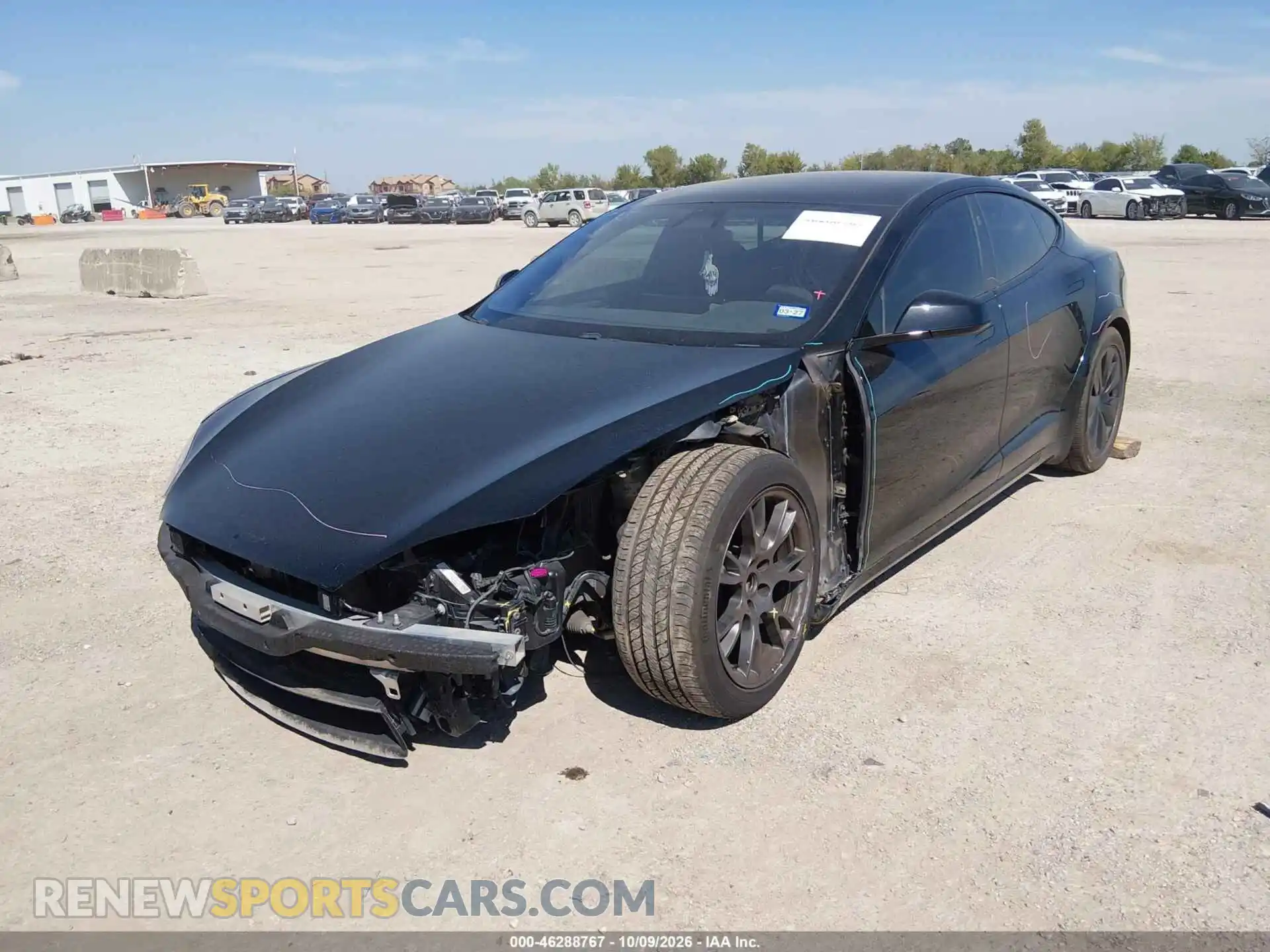 2 fotografías del automóvil dañado 5YJSA1E53MF428412 TESLA MODEL S 2021