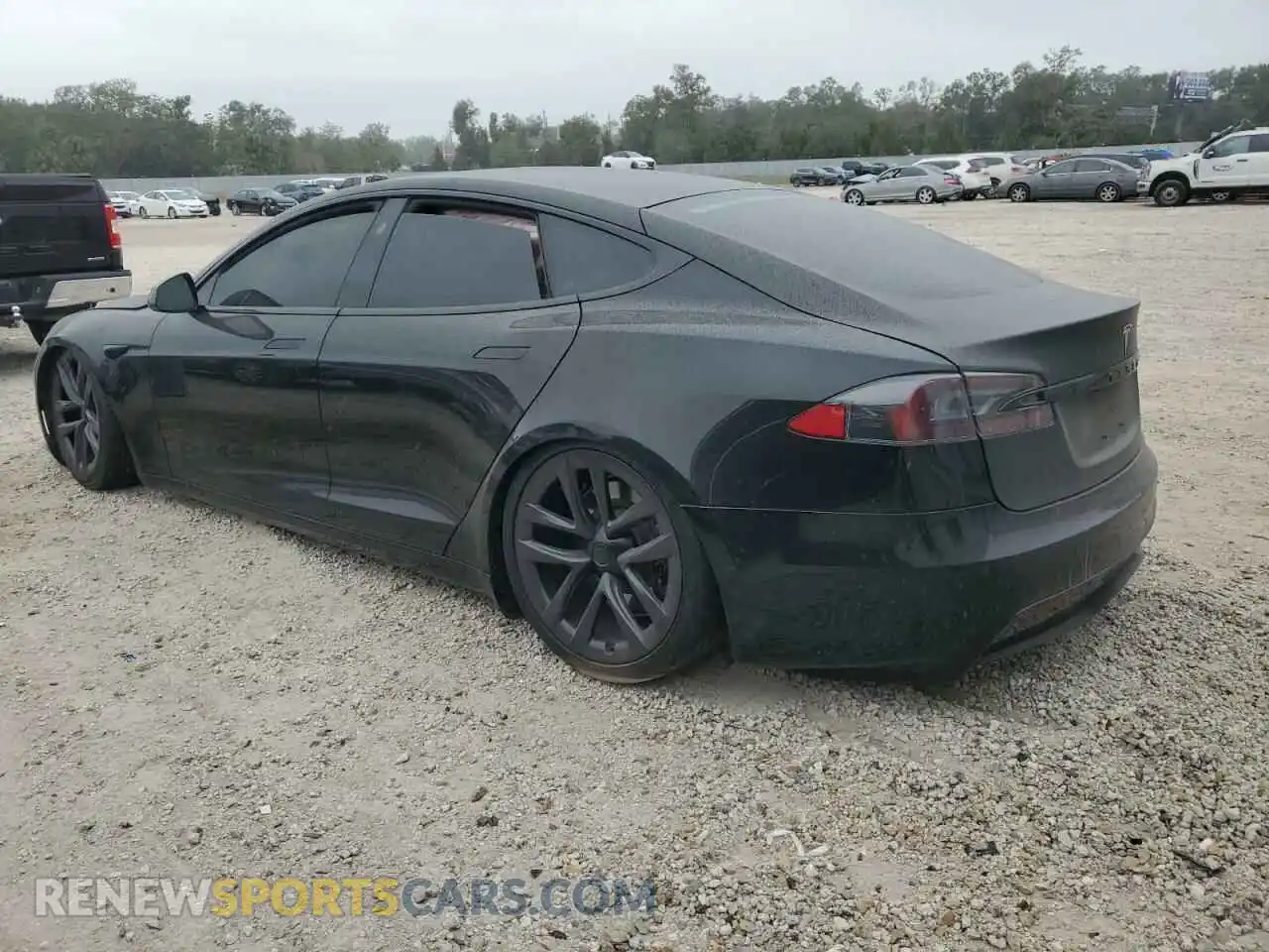 2 Photograph of a damaged car 5YJSA1E53MF429348 TESLA MODEL S 2021