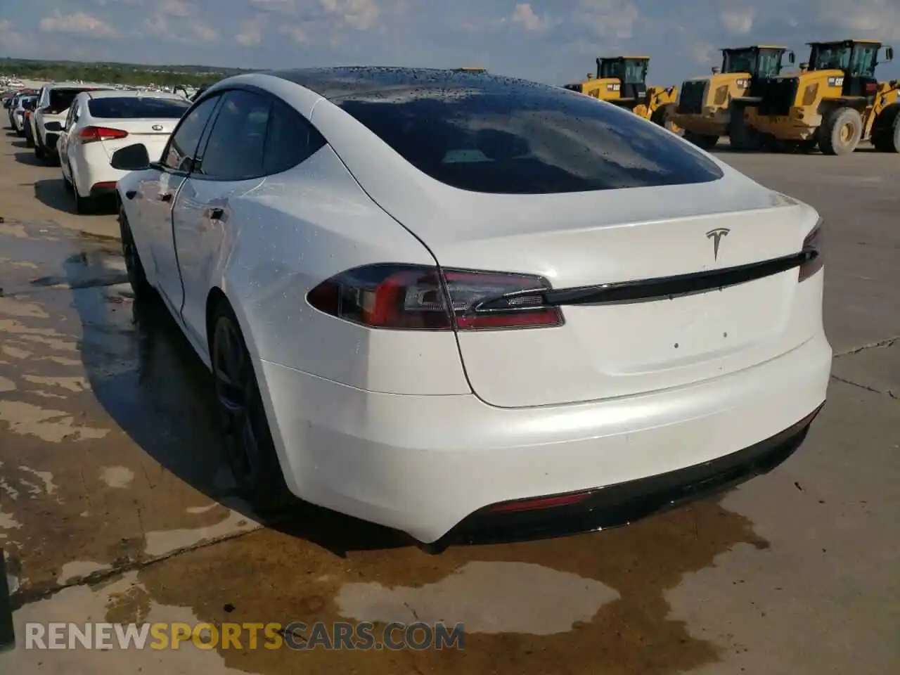 3 Photograph of a damaged car 5YJSA1E56MF429313 TESLA MODEL S 2021