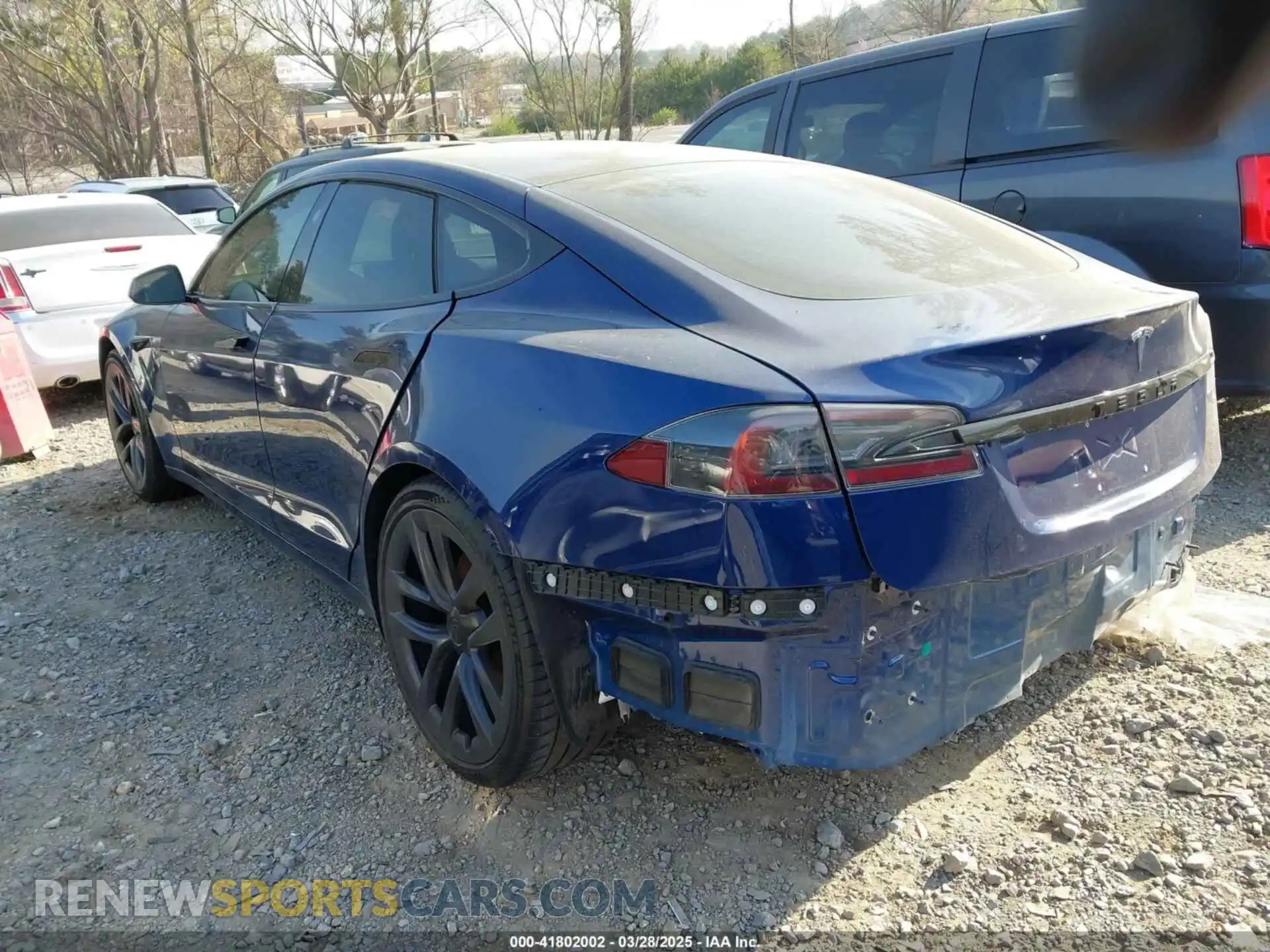 3 Photograph of a damaged car 5YJSA1E56MF440005 TESLA MODEL S 2021