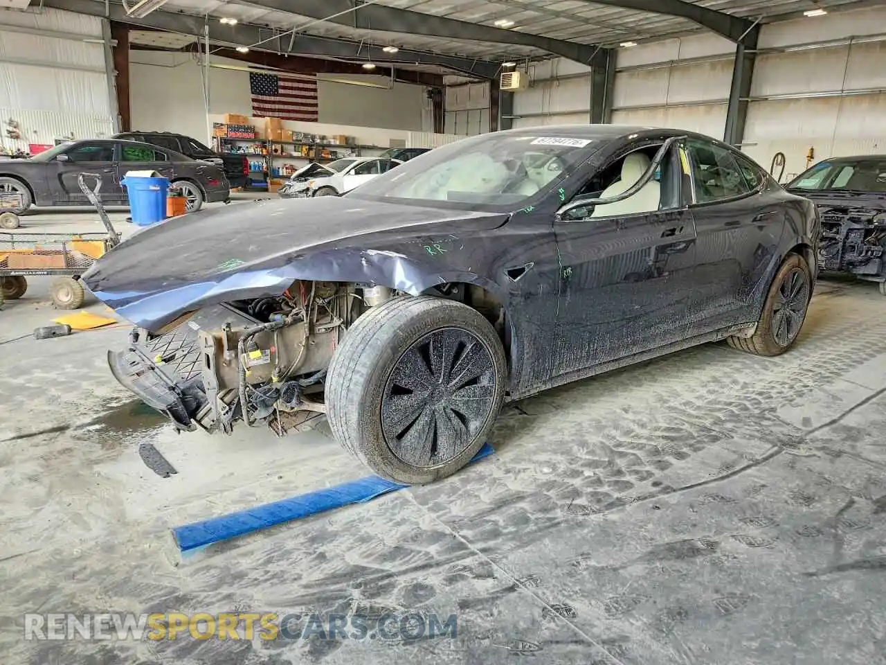 1 Photograph of a damaged car 5YJSA1E56MF441395 TESLA MODEL S 2021