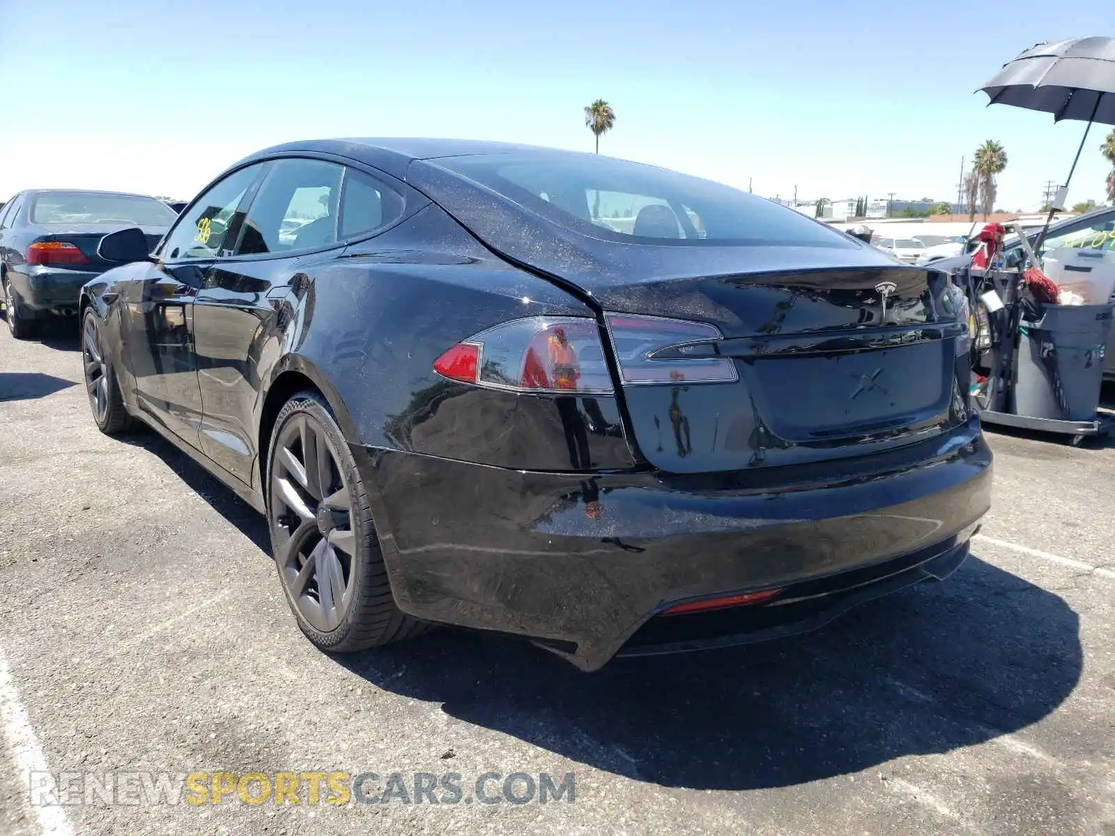 3 Photograph of a damaged car 5YJSA1E57MF432303 TESLA MODEL S 2021