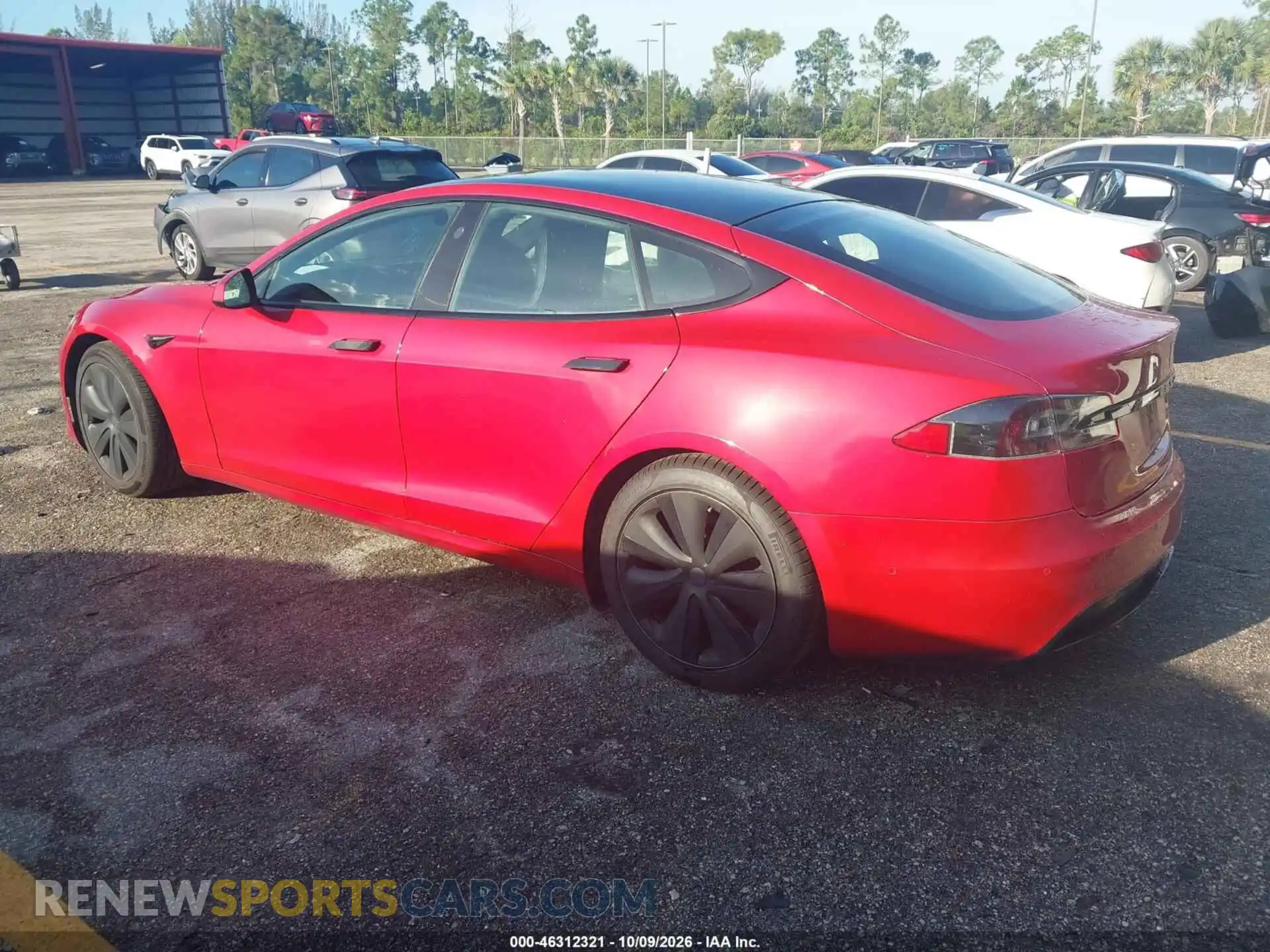 3 Photograph of a damaged car 5YJSA1E59MF428219 TESLA MODEL S 2021