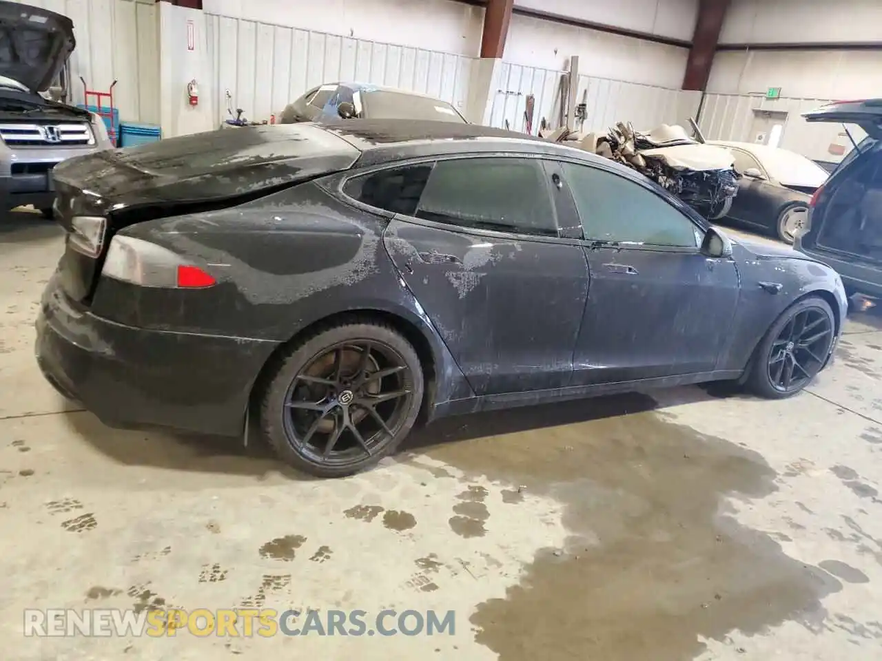 3 Photograph of a damaged car 5YJSA1E59MF434070 TESLA MODEL S 2021