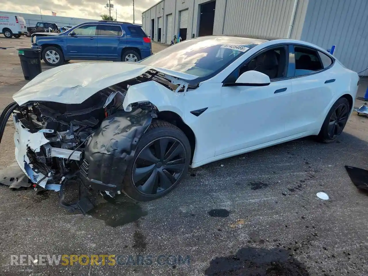 1 Photograph of a damaged car 5YJSA1E59MF441973 TESLA MODEL S 2021