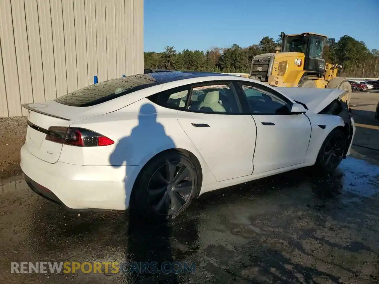 3 fotografías del automóvil dañado 5YJSA1E60MF439151 TESLA MODEL S 2021