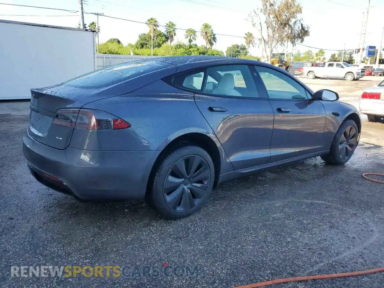 3 Photograph of a damaged car 5YJSA1E60MF452031 TESLA MODEL S 2021