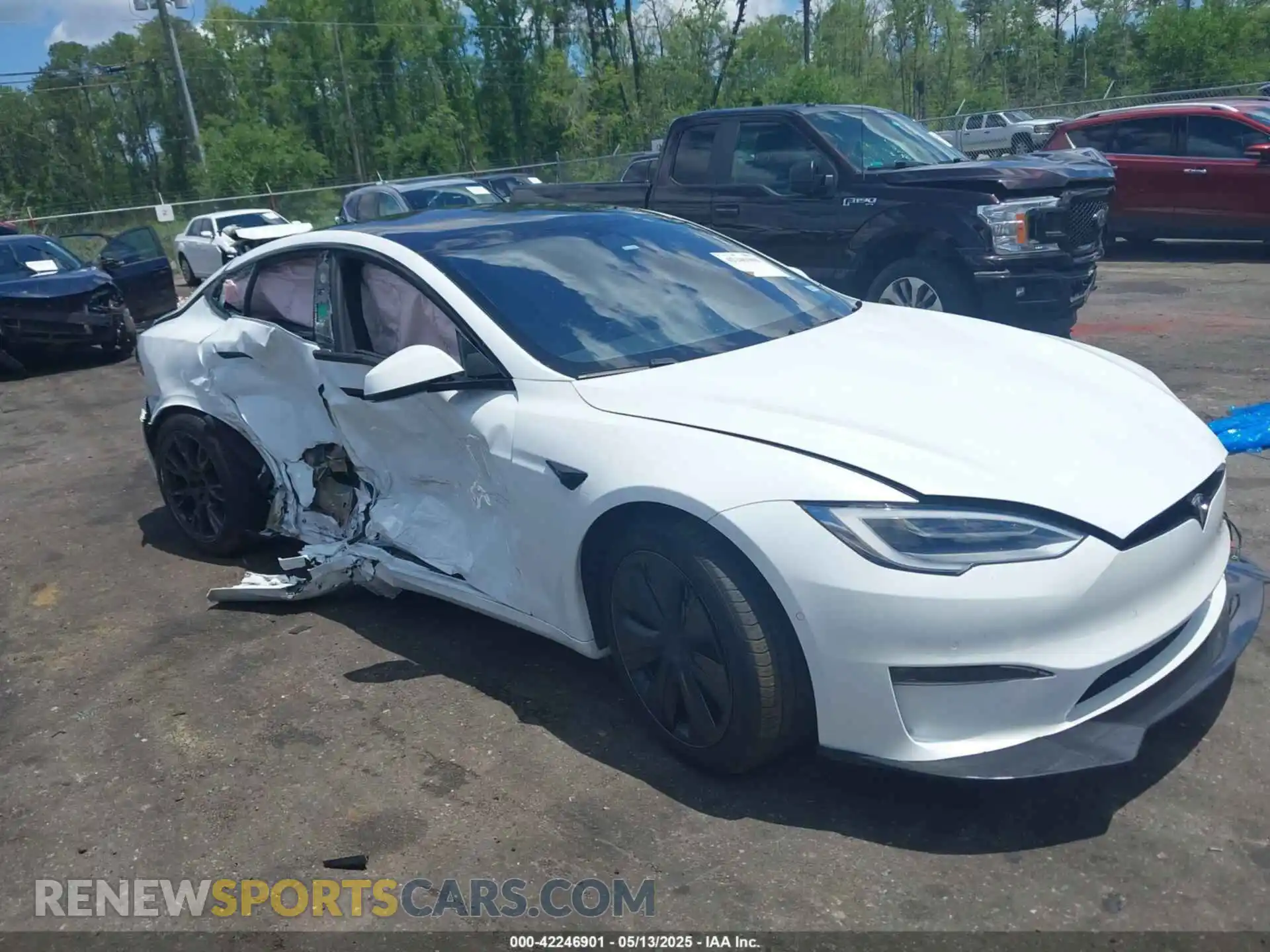 1 Photograph of a damaged car 5YJSA1E62MF438406 TESLA MODEL S 2021