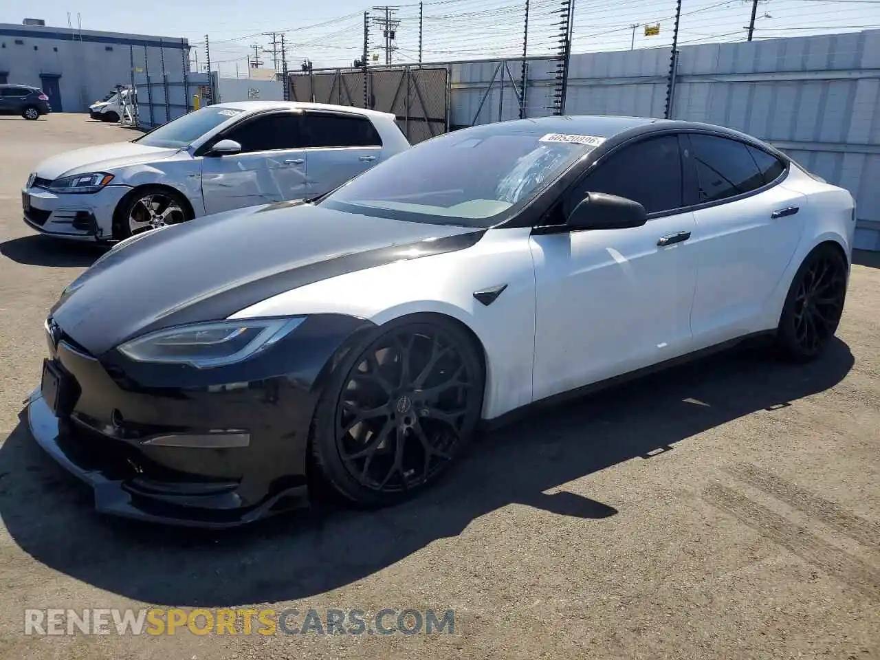 1 Photograph of a damaged car 5YJSA1E63MF441766 TESLA MODEL S 2021